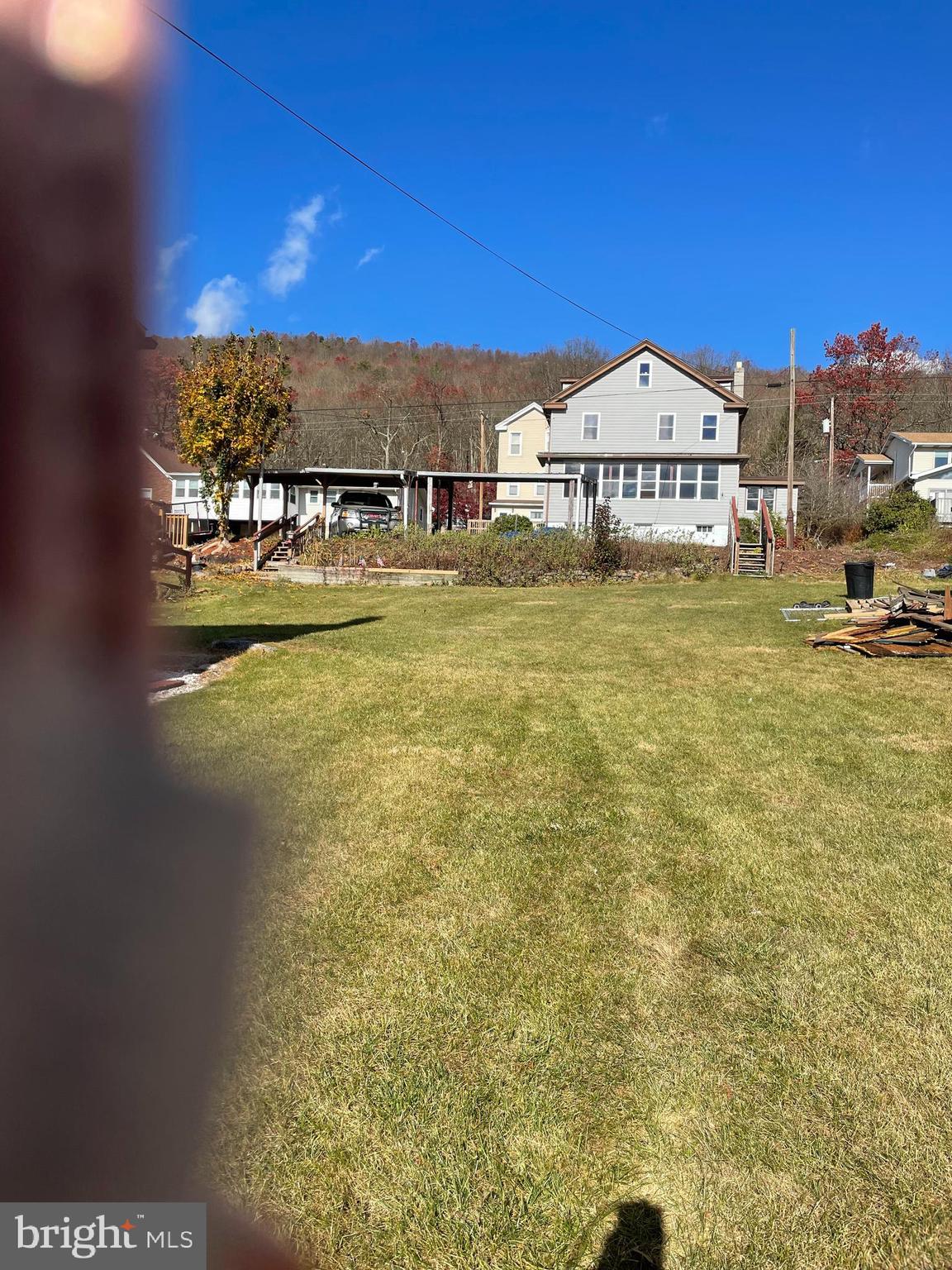 Approved building lot perfect for new construction. Public water and sewer at street. Property has beautiful mountain views and located on a quiet street.