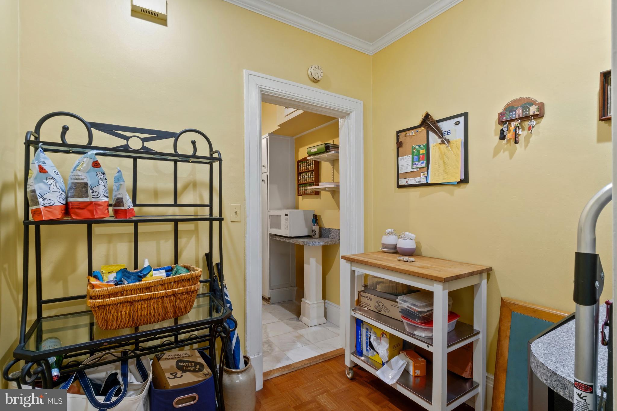 501 W UNIVERSITY PARKWAY 2B