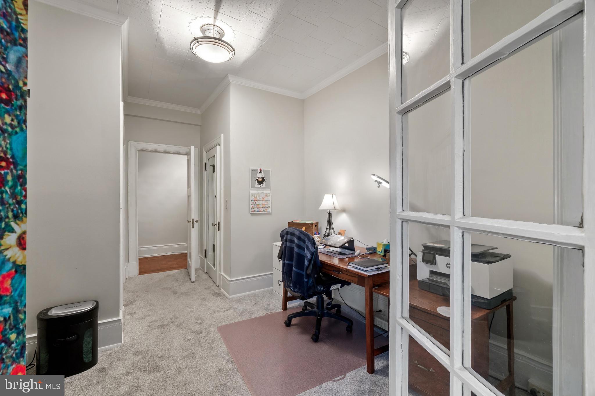 ROLAND PARK - Residential