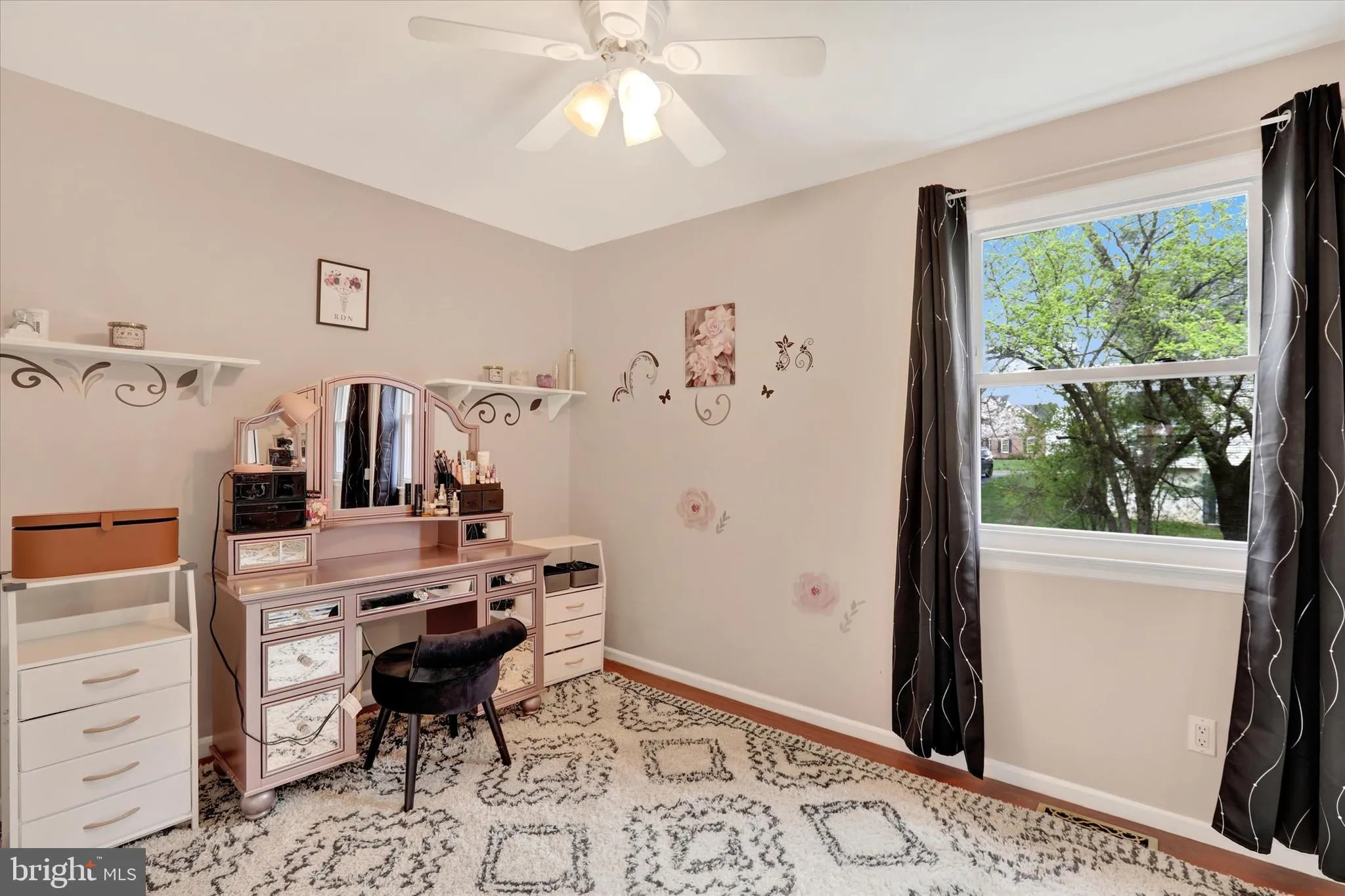 Yardley, Pennsylvania 19067, United States, 3 Bedrooms Bedrooms, ,3 BathroomsBathrooms,Residential,Pending,114362