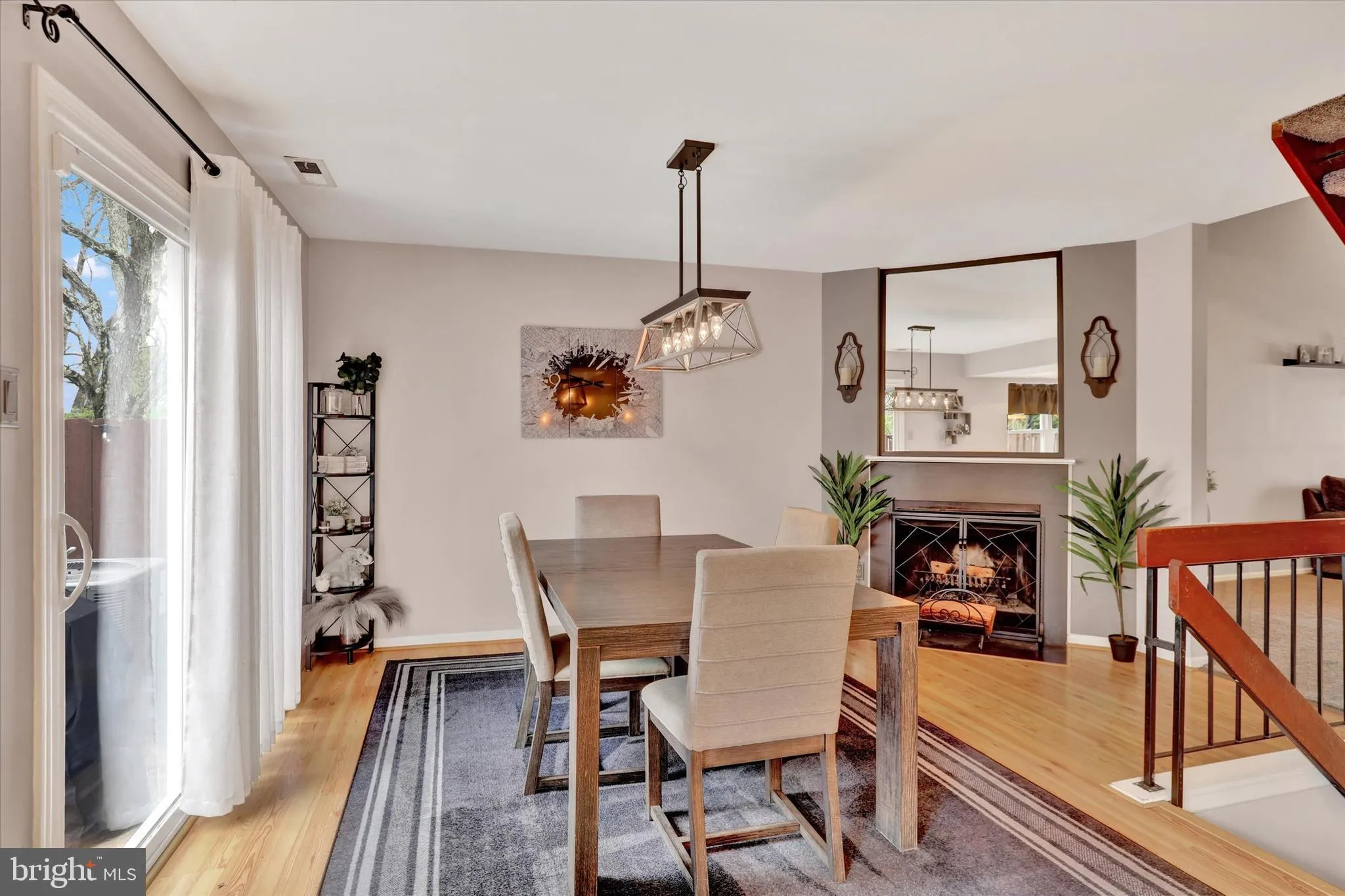 Yardley, Pennsylvania 19067, United States, 3 Bedrooms Bedrooms, ,3 BathroomsBathrooms,Residential,Pending,114362