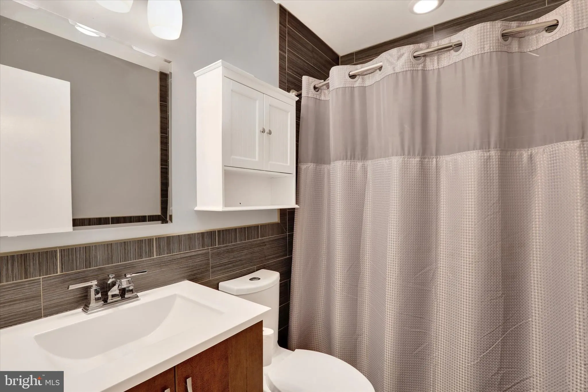 Yardley, Pennsylvania 19067, United States, 3 Bedrooms Bedrooms, ,3 BathroomsBathrooms,Residential,Pending,114362