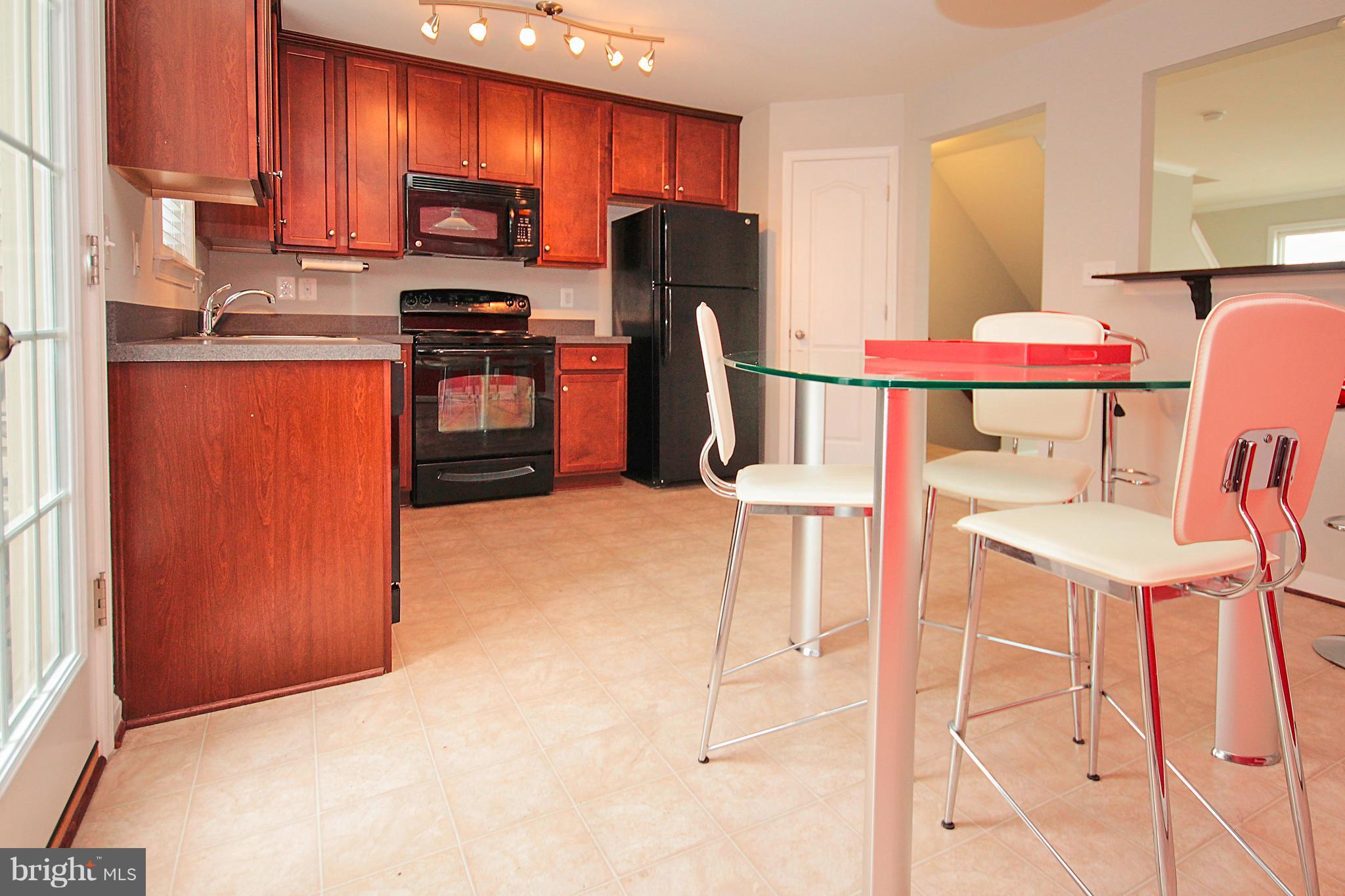 STONE RIDGE SOUTH - Residential Lease