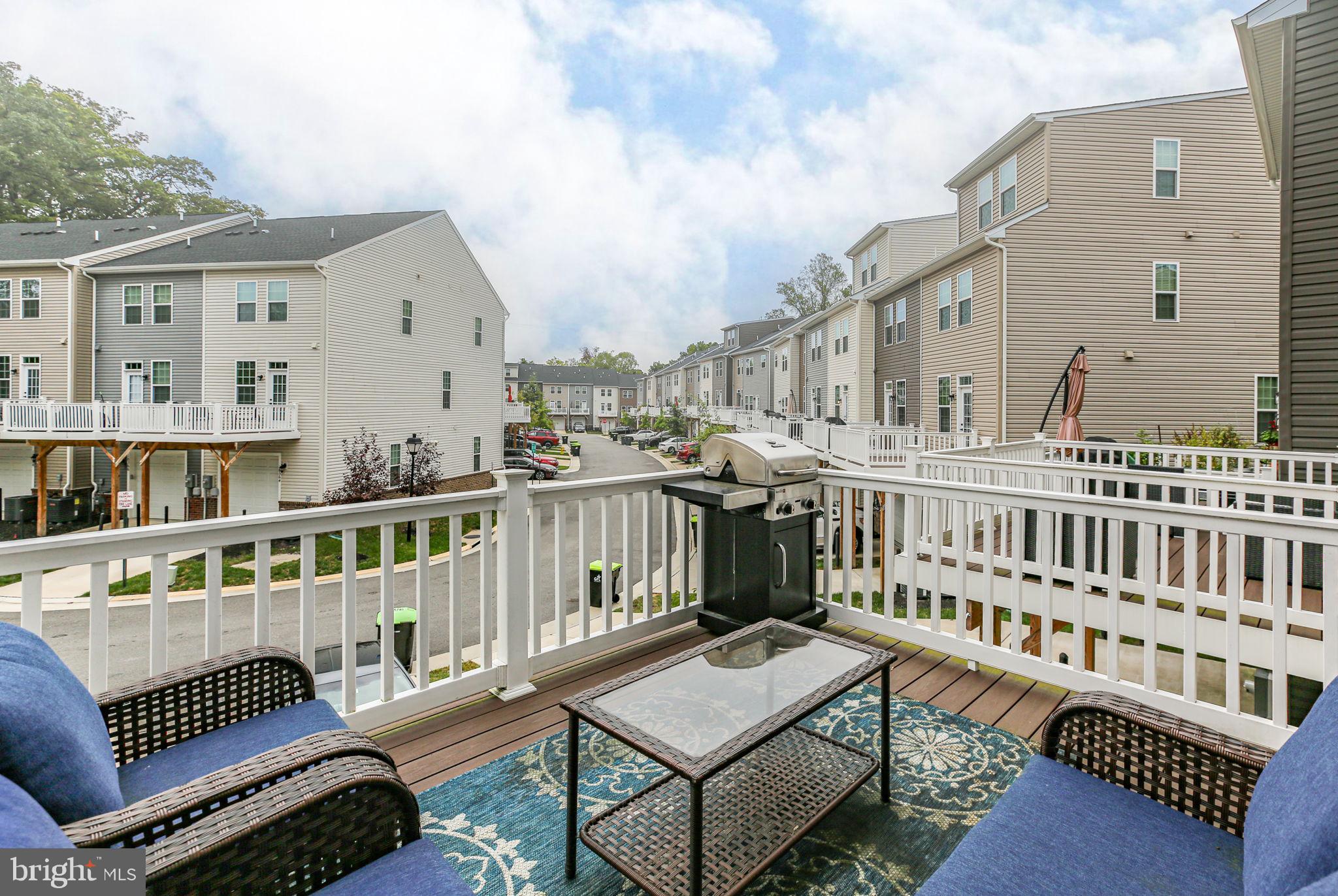 EAGLE ROW - Residential