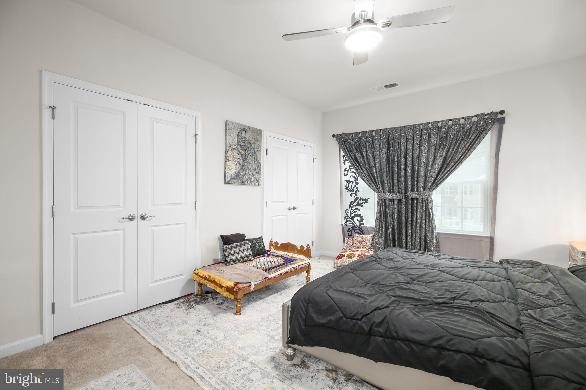 EAGLE ROW - Residential