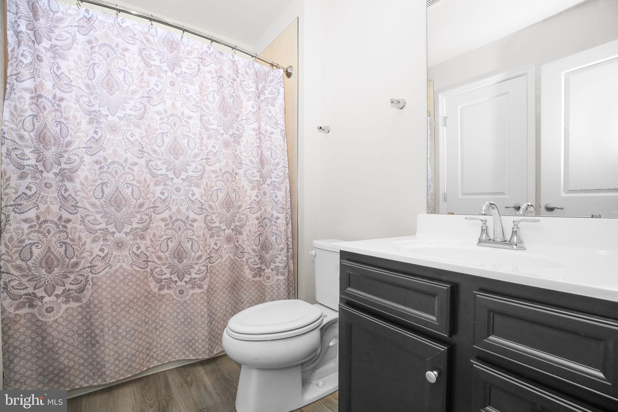 EAGLE ROW - Residential