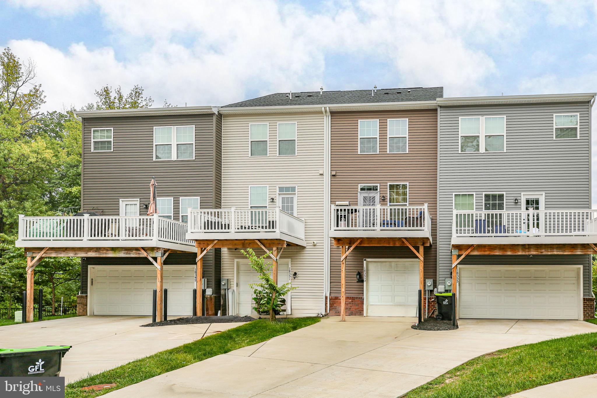 EAGLE ROW - Residential