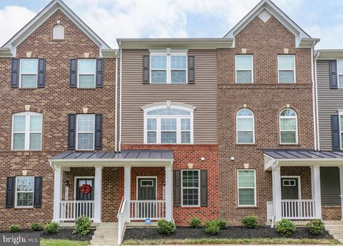 18353 REAPER HILL COURT TRIANGLE VA 22172
