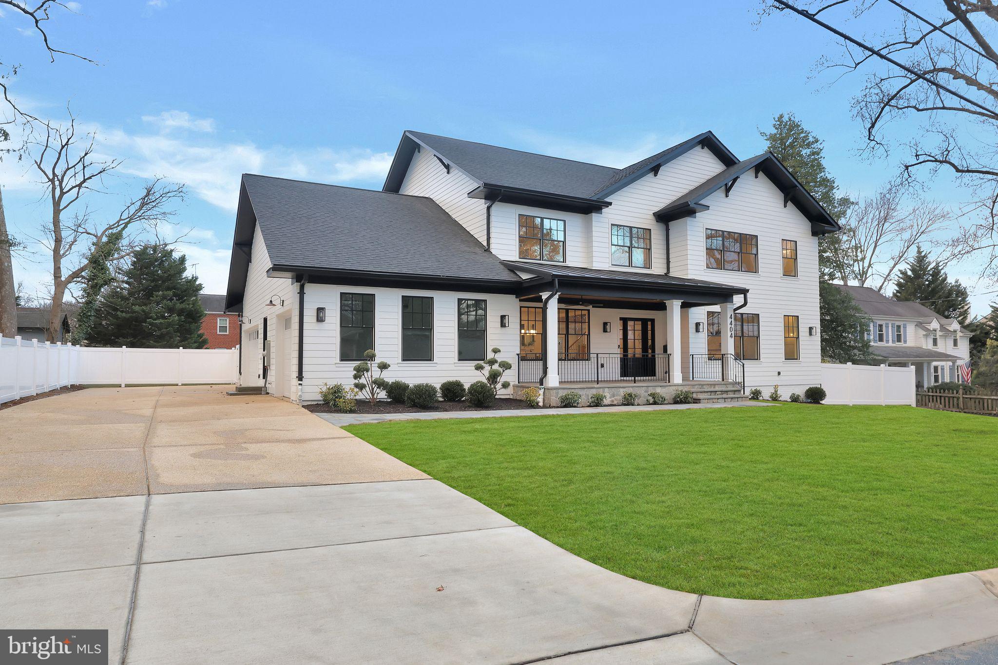4404 CLEARBROOK LANE