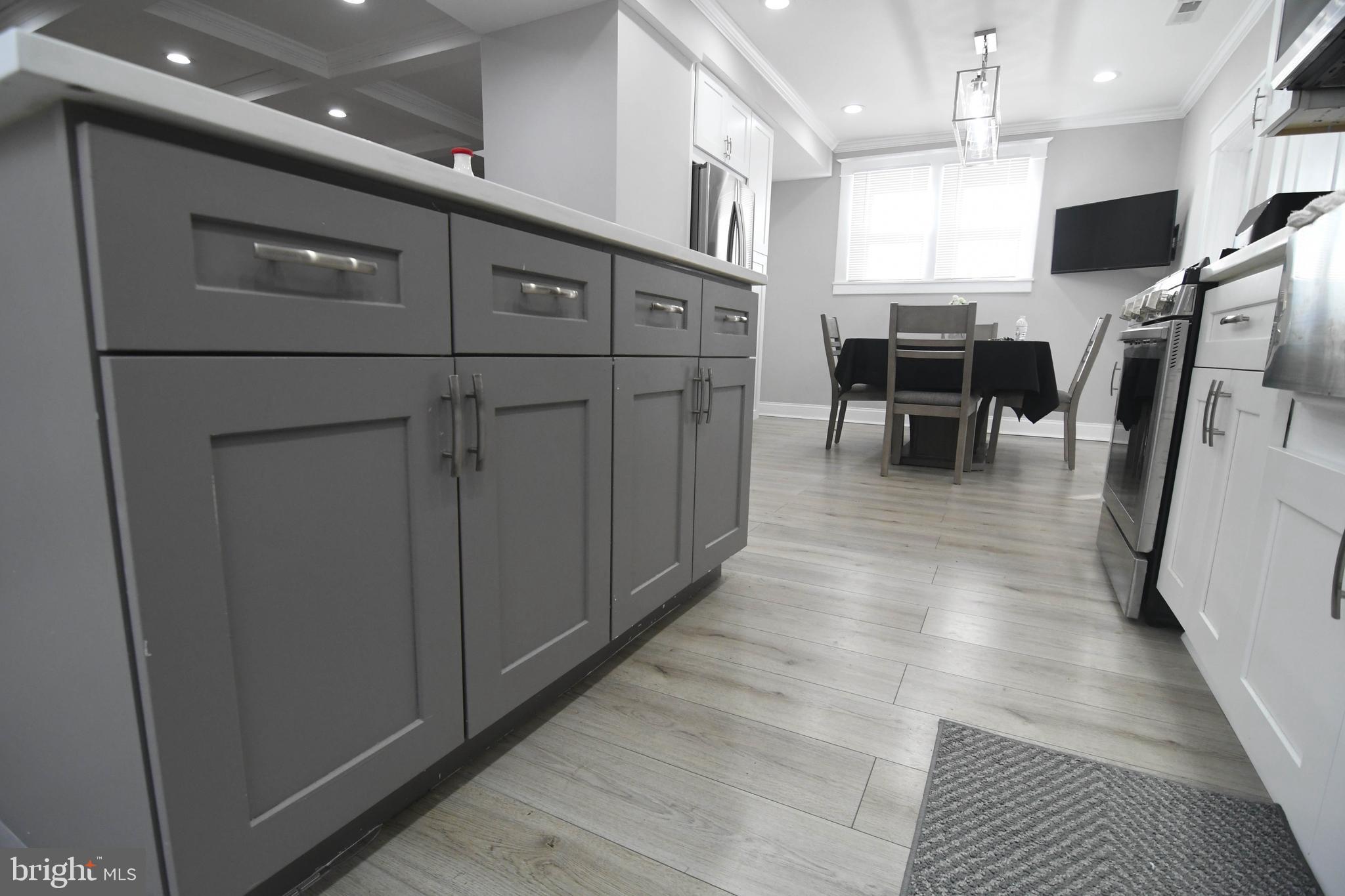 LAURAVILLE HISTORIC DISTRICT - Residential