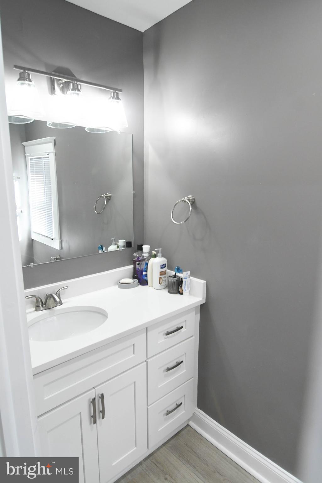 LAURAVILLE HISTORIC DISTRICT - Residential