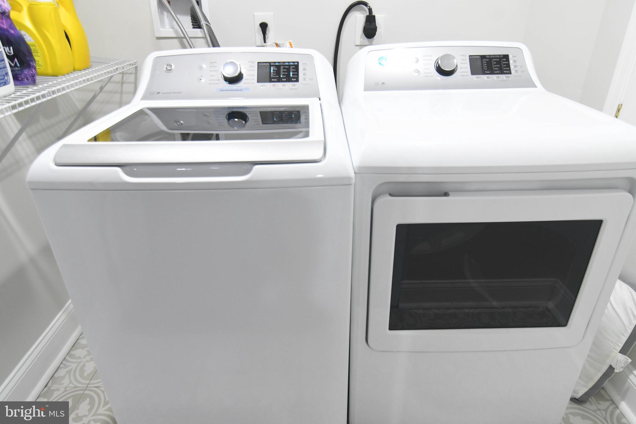 LAURAVILLE HISTORIC DISTRICT - Residential