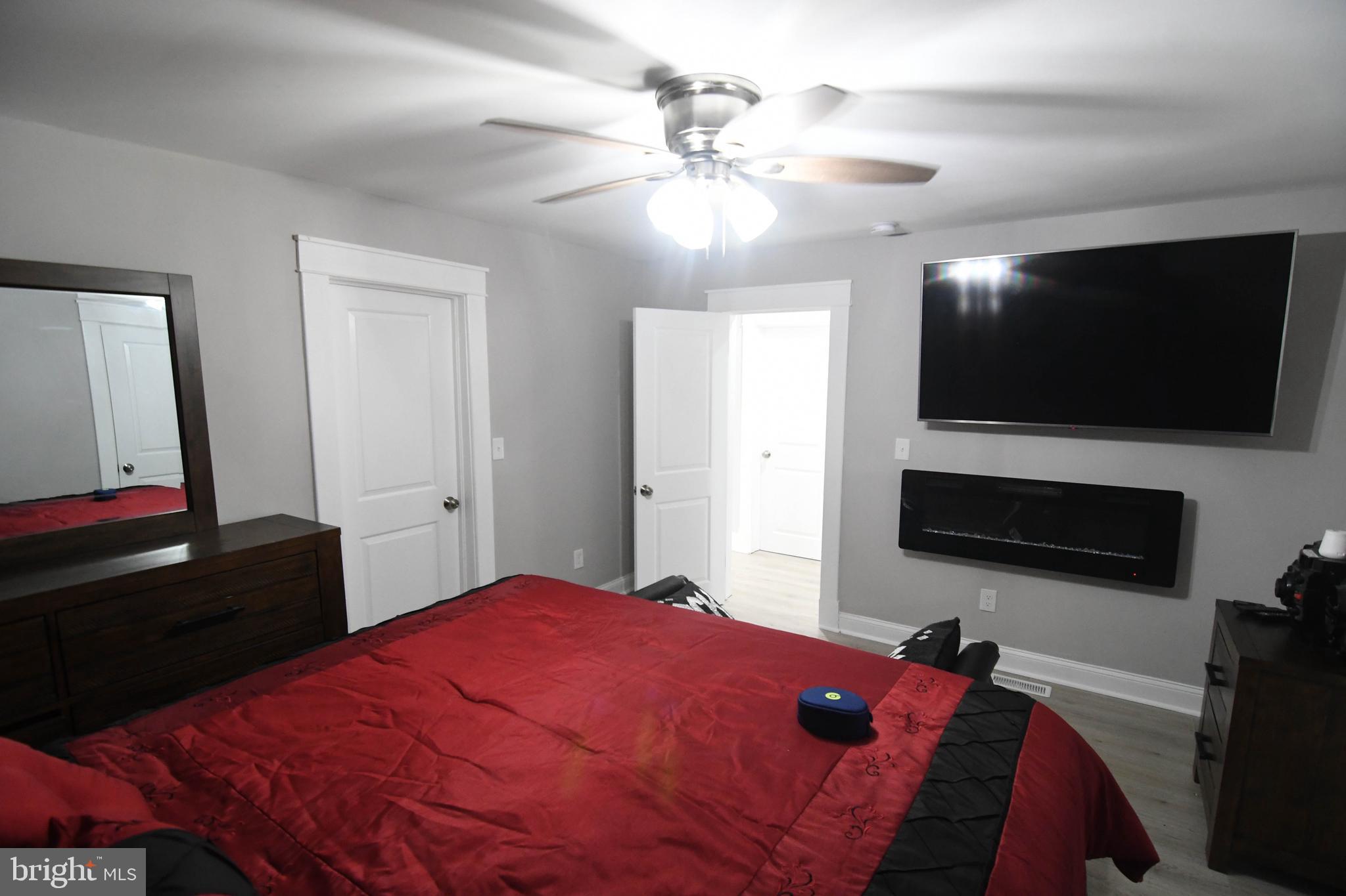 LAURAVILLE HISTORIC DISTRICT - Residential