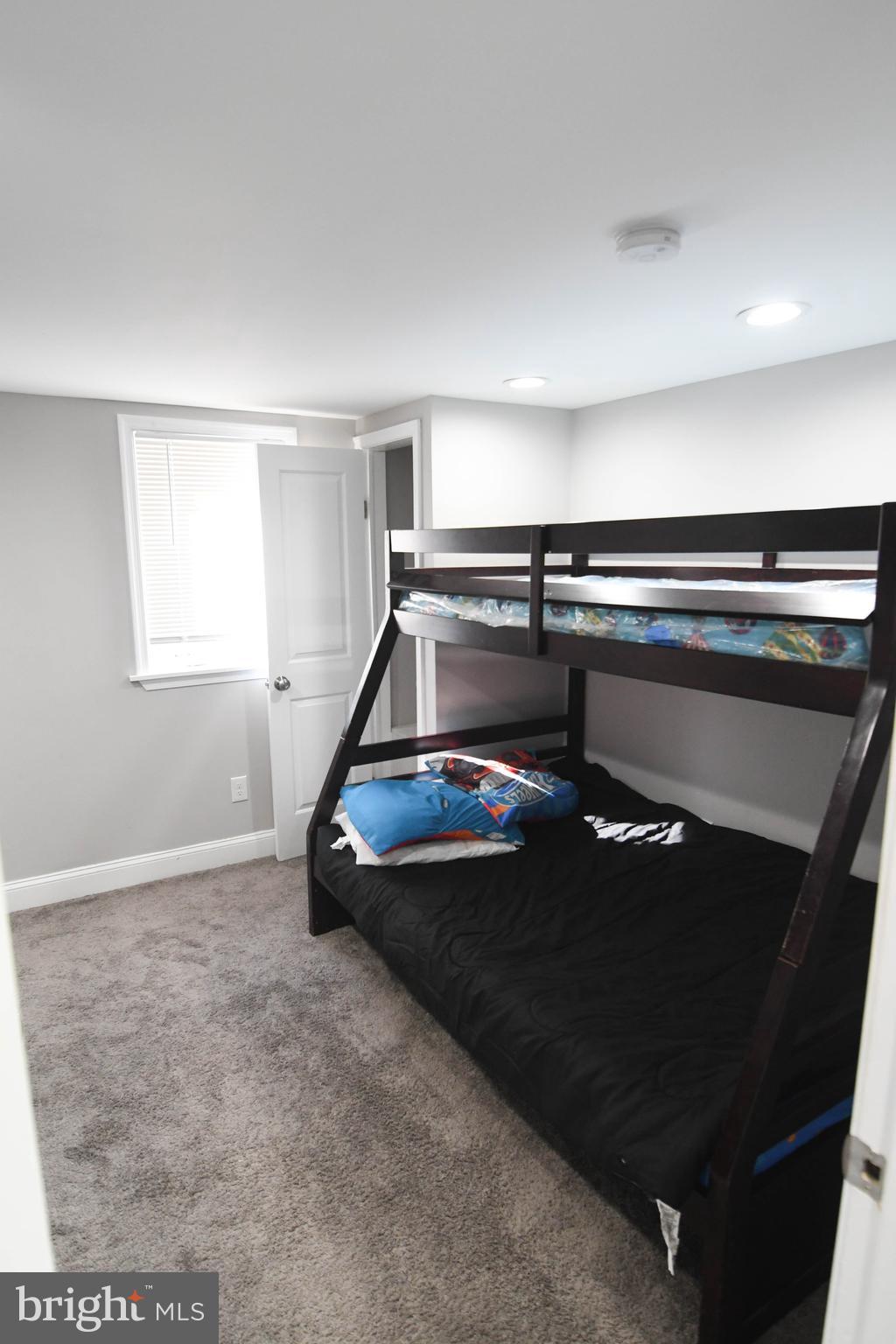 LAURAVILLE HISTORIC DISTRICT - Residential