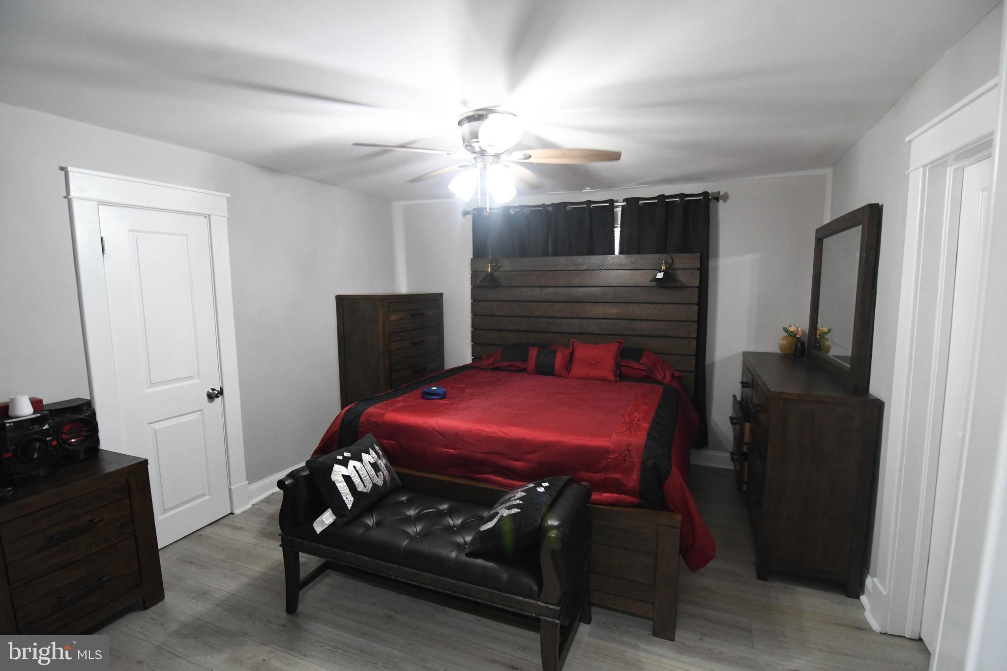 LAURAVILLE HISTORIC DISTRICT - Residential