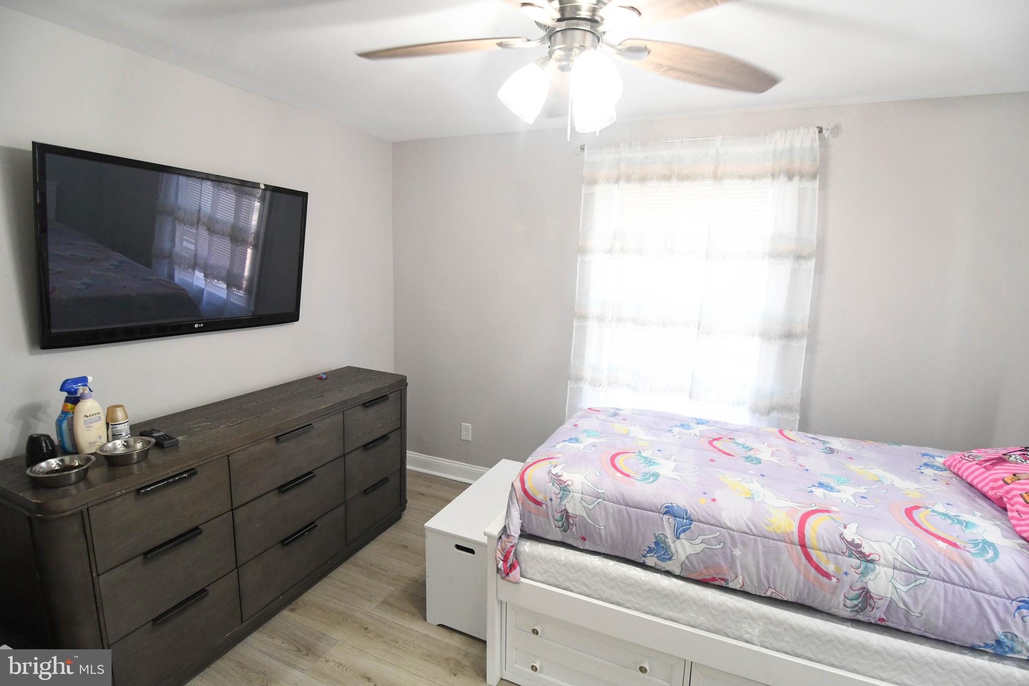 LAURAVILLE HISTORIC DISTRICT - Residential