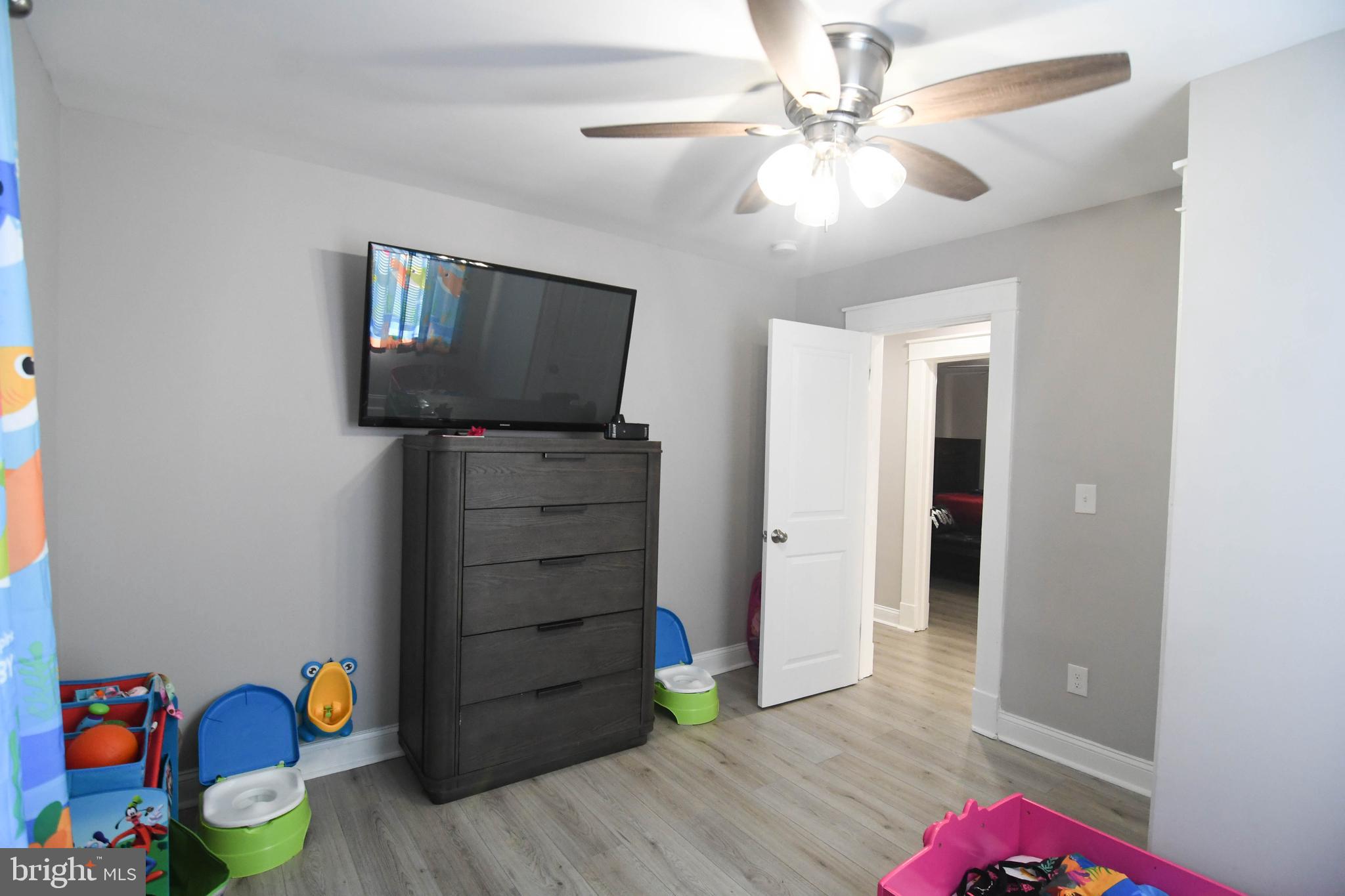 LAURAVILLE HISTORIC DISTRICT - Residential