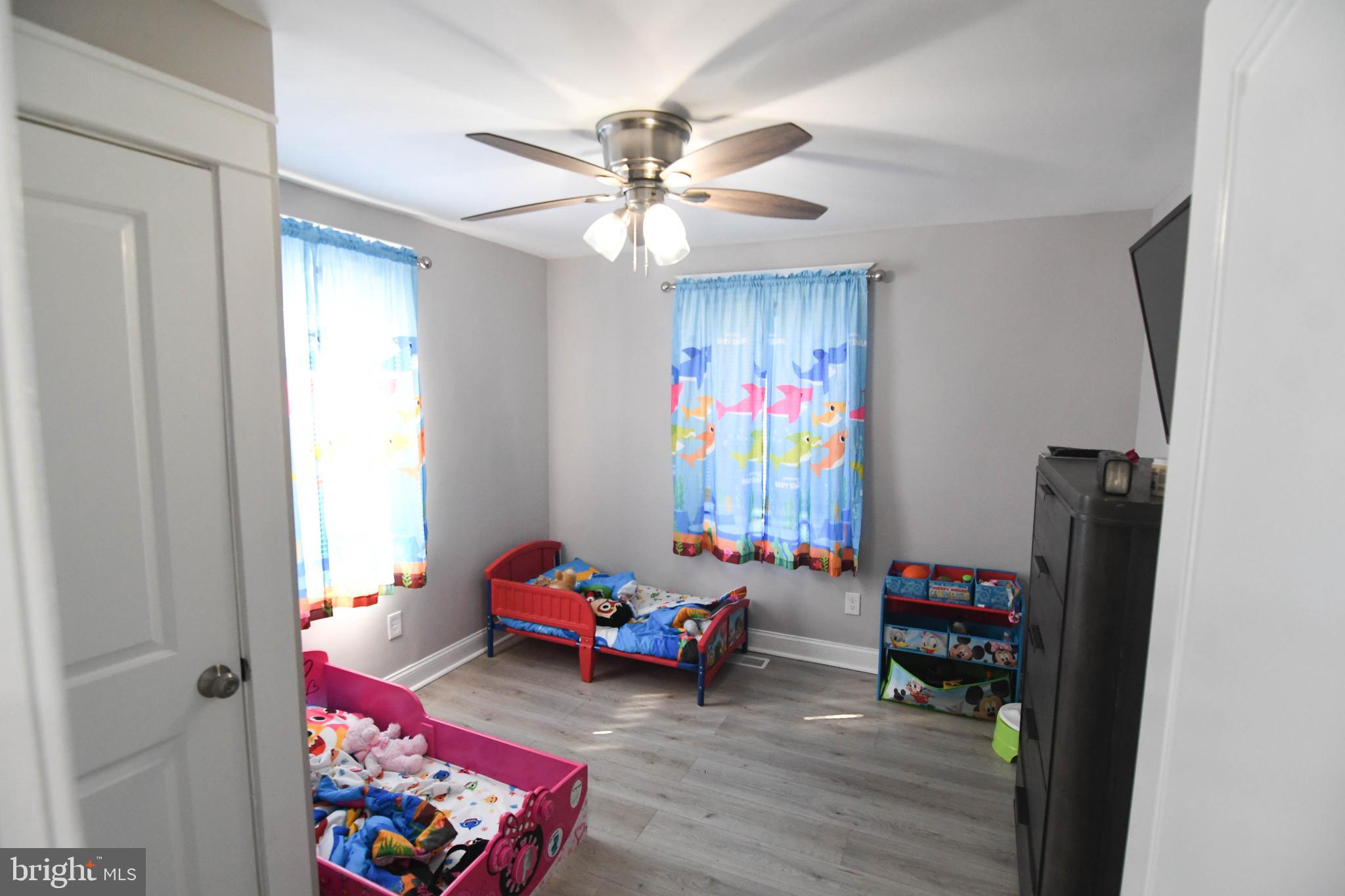 LAURAVILLE HISTORIC DISTRICT - Residential