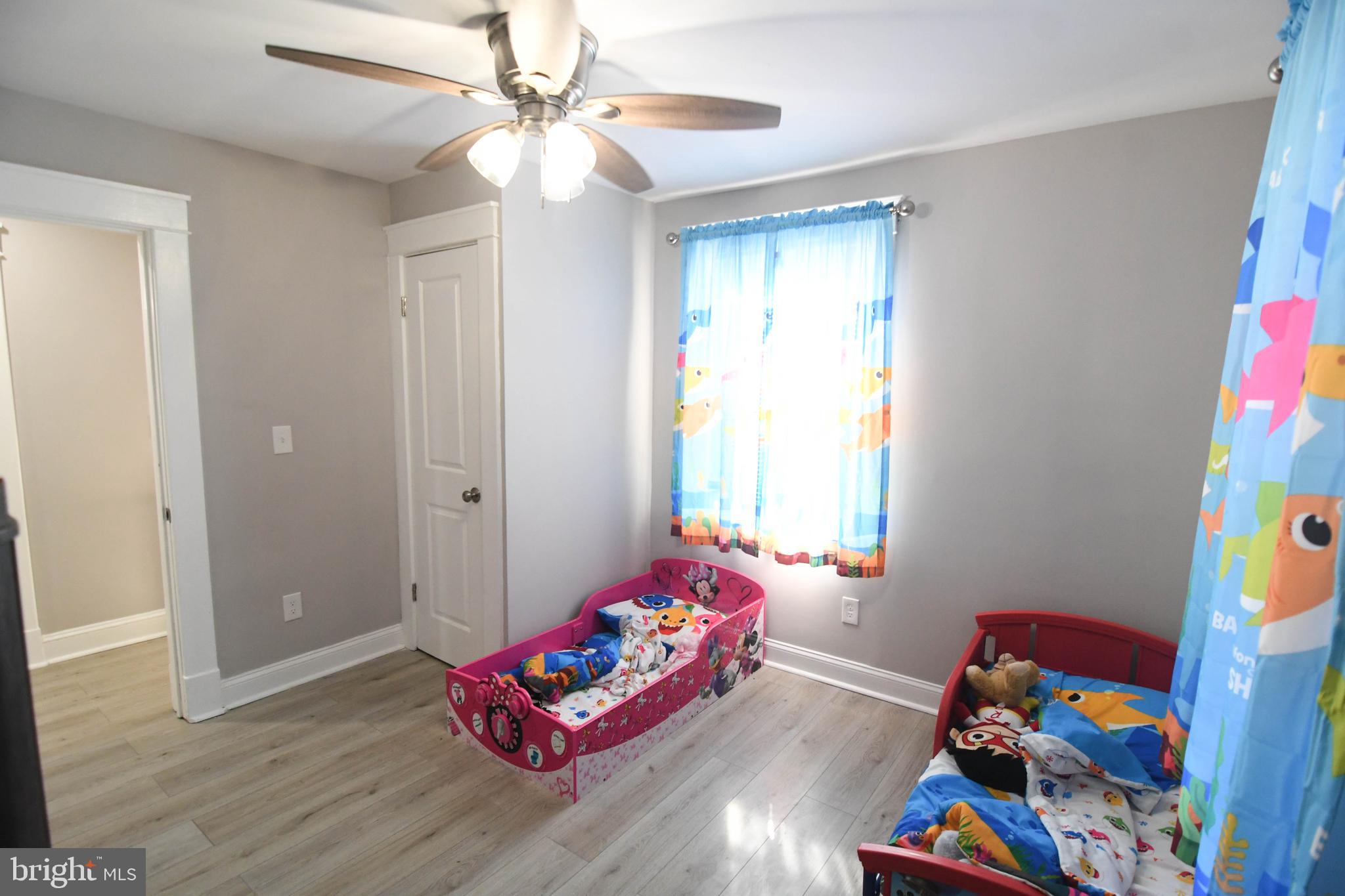 LAURAVILLE HISTORIC DISTRICT - Residential