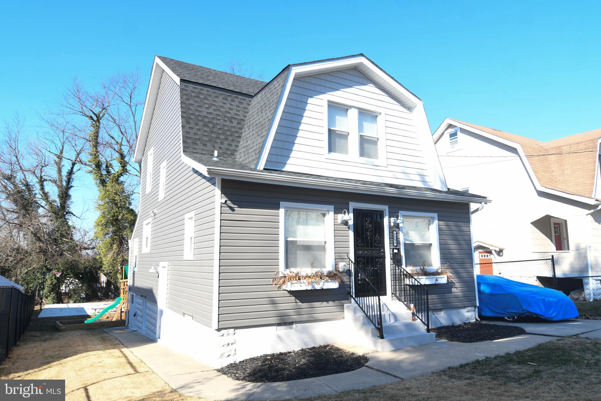 LAURAVILLE HISTORIC DISTRICT - Residential