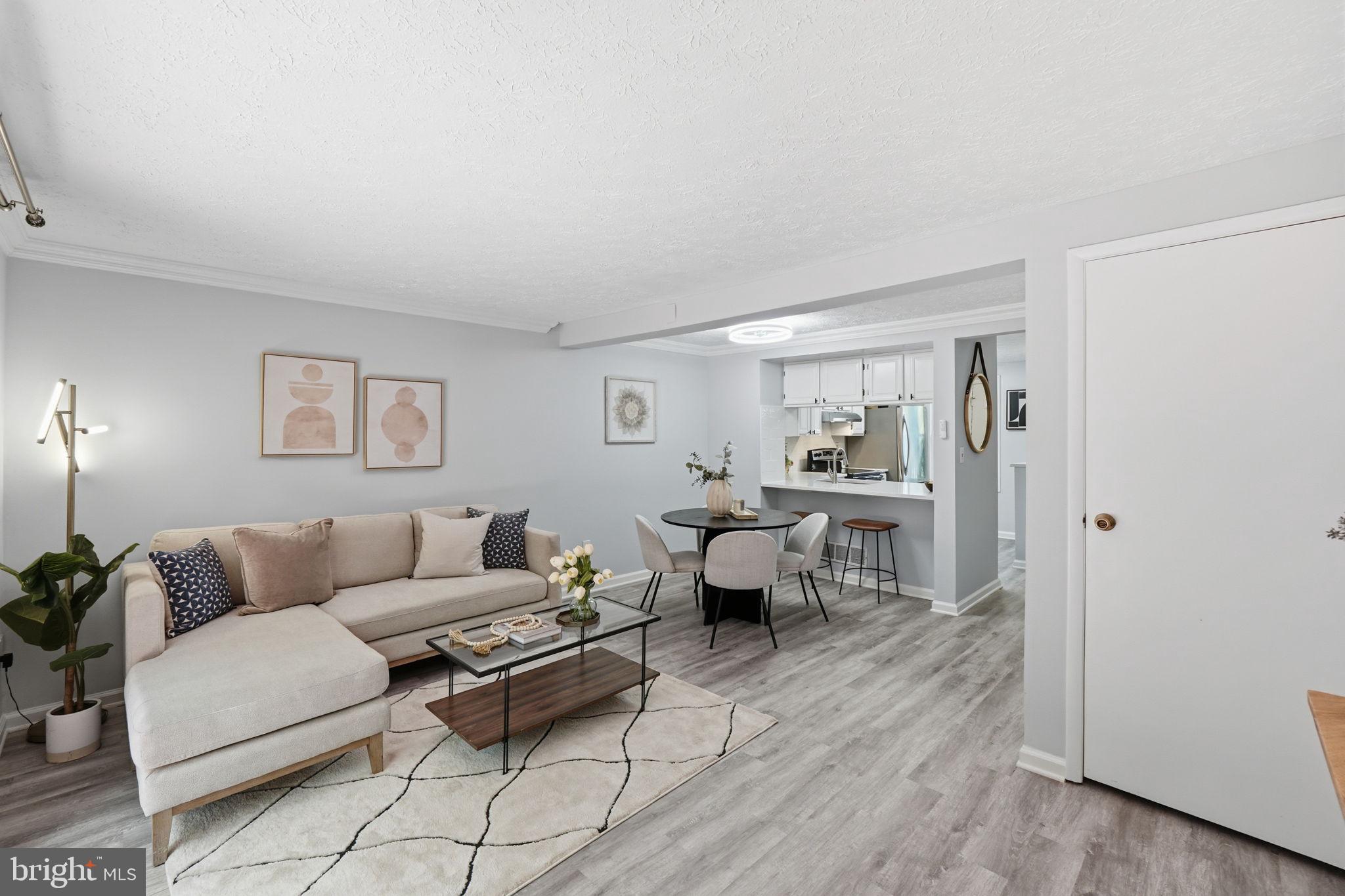 GUNNERS LAKE VILLAGE - Residential