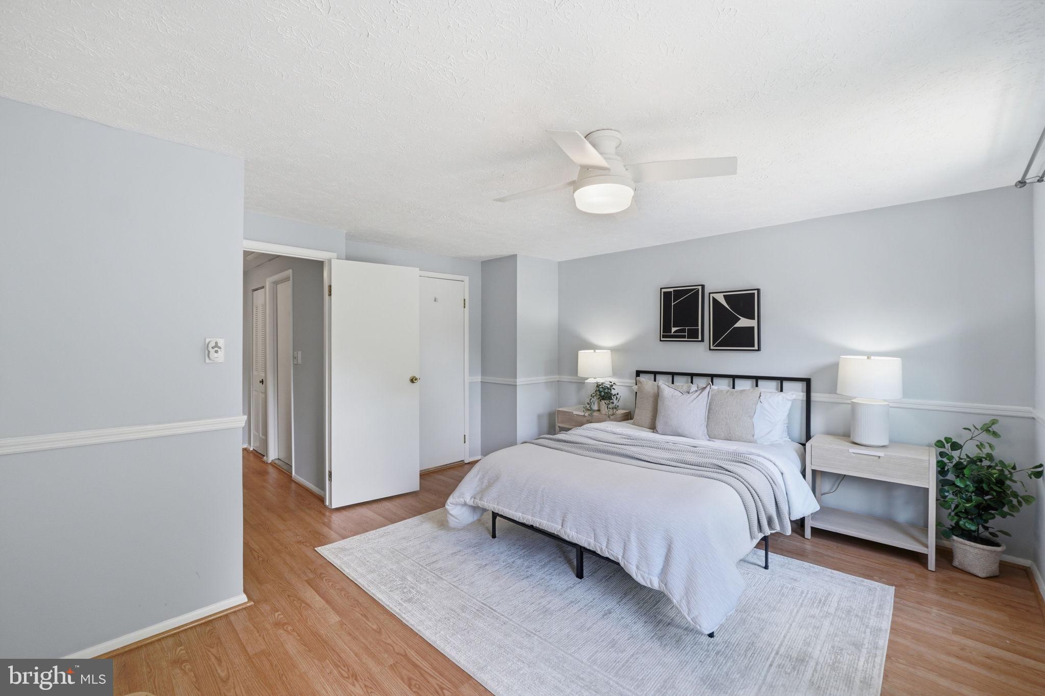 GUNNERS LAKE VILLAGE - Residential
