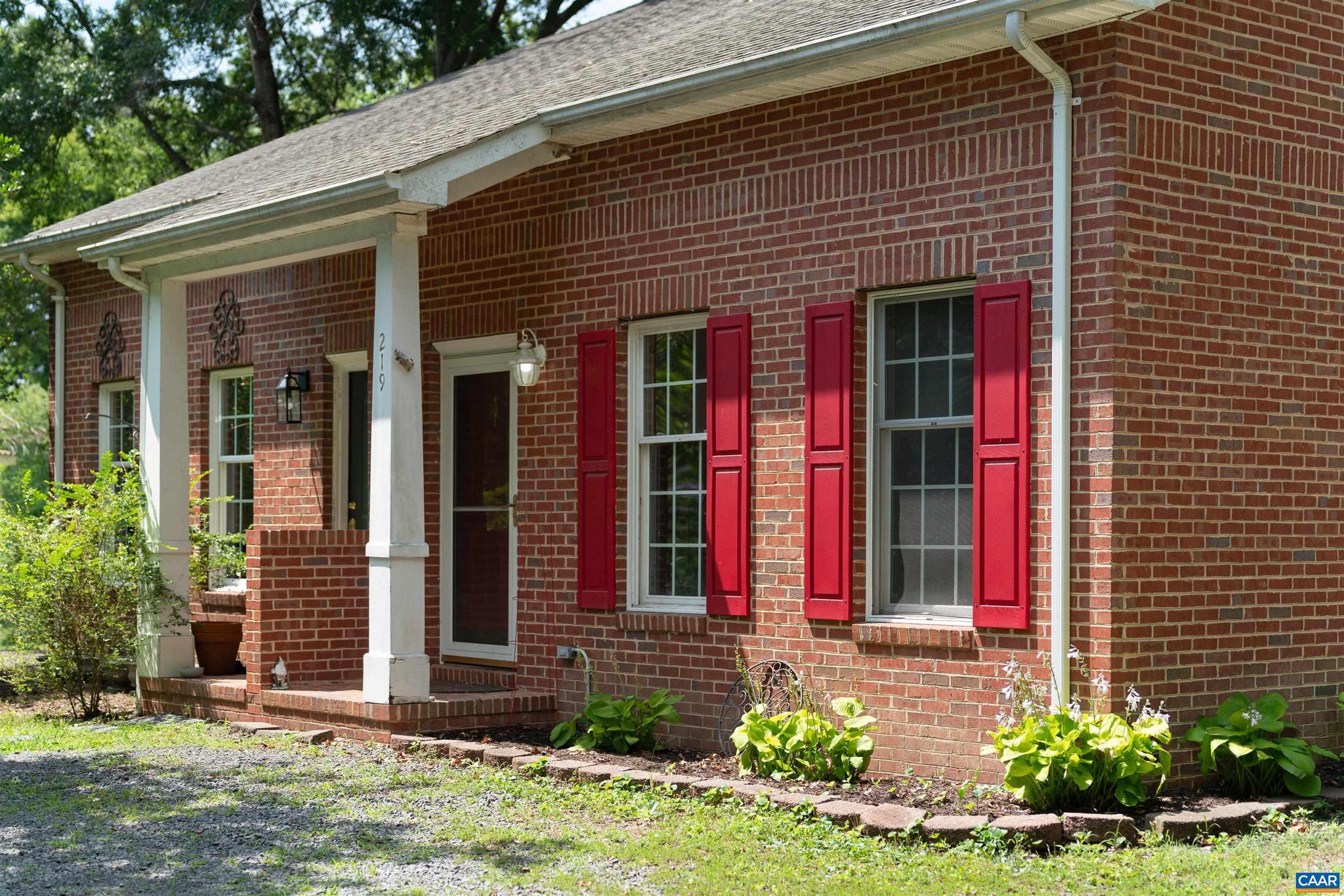 Photo 1 of 36 — 219 DUKE ST, GORDONSVILLE, VA 22942