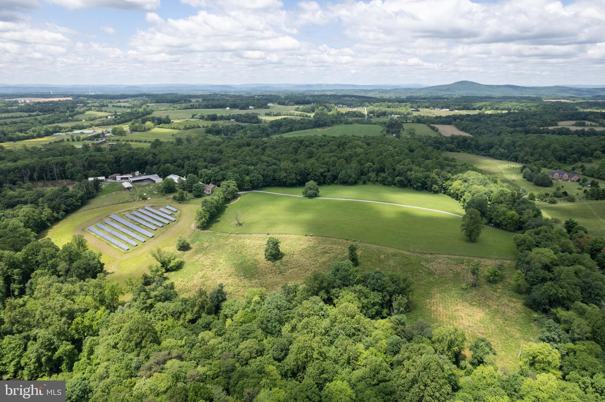 BARNESVILLE OUTSIDE - Residential