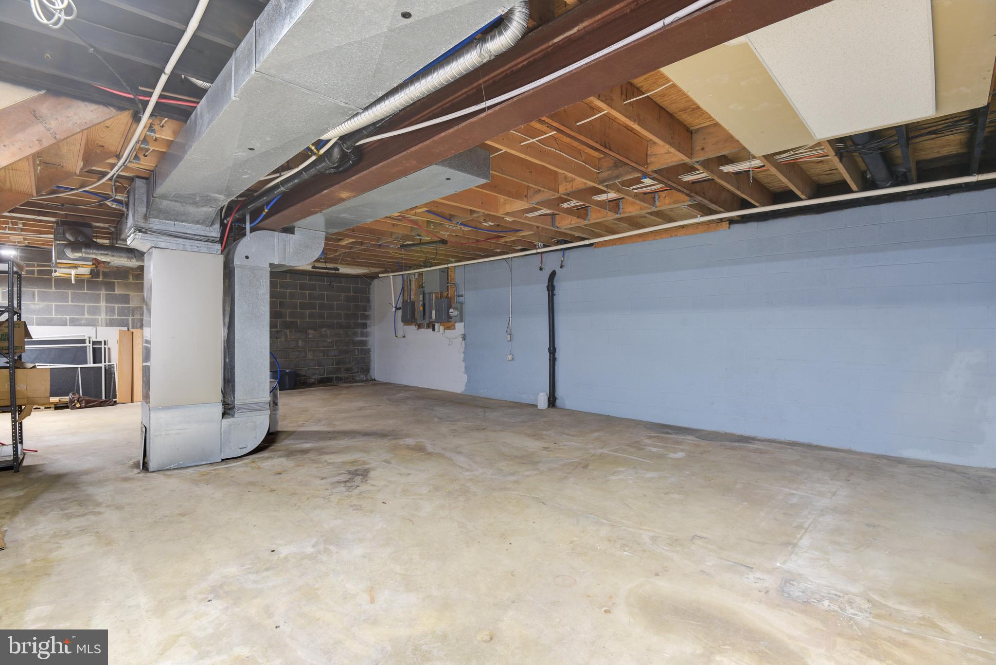 BARNESVILLE OUTSIDE - Residential