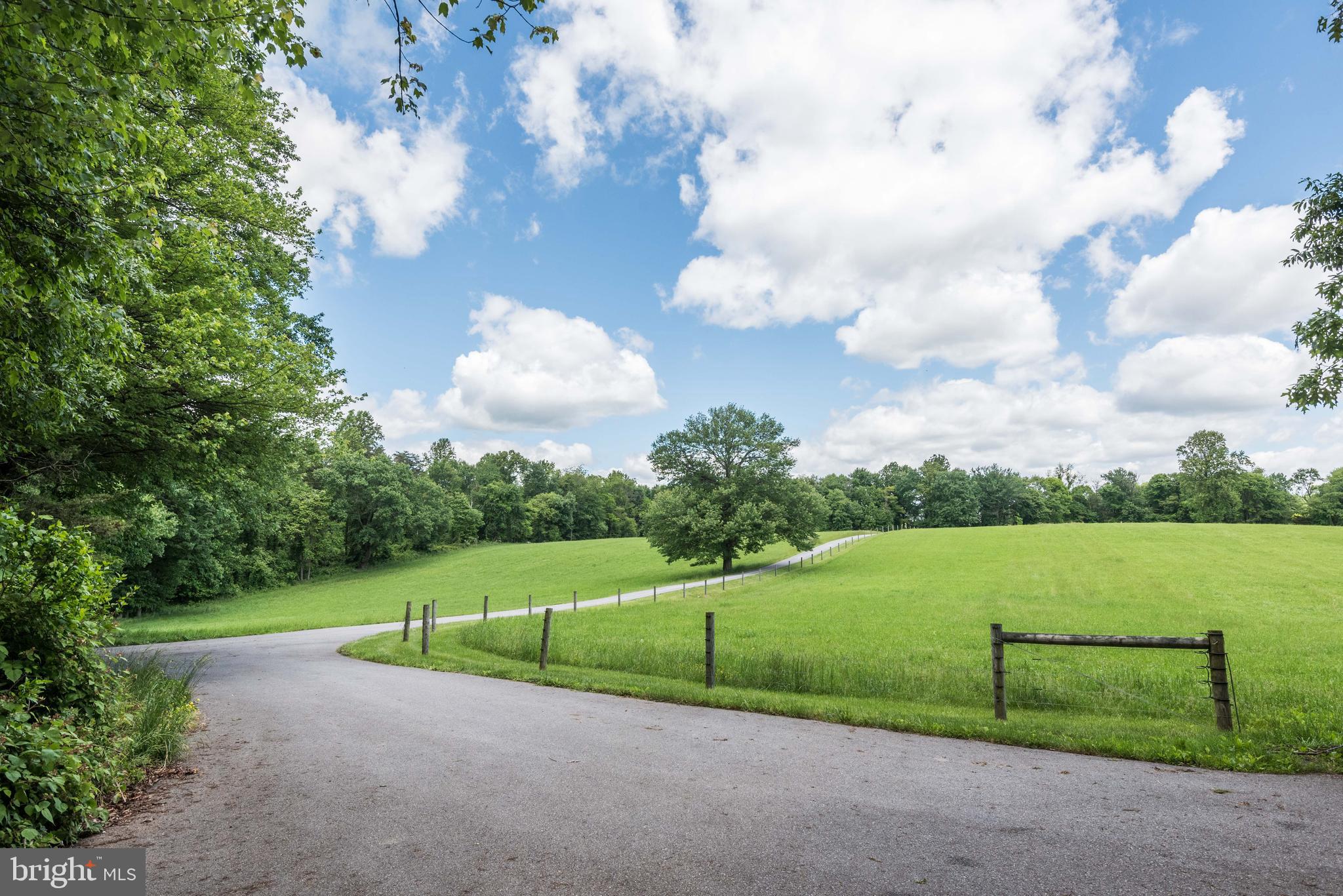 BARNESVILLE OUTSIDE - Residential