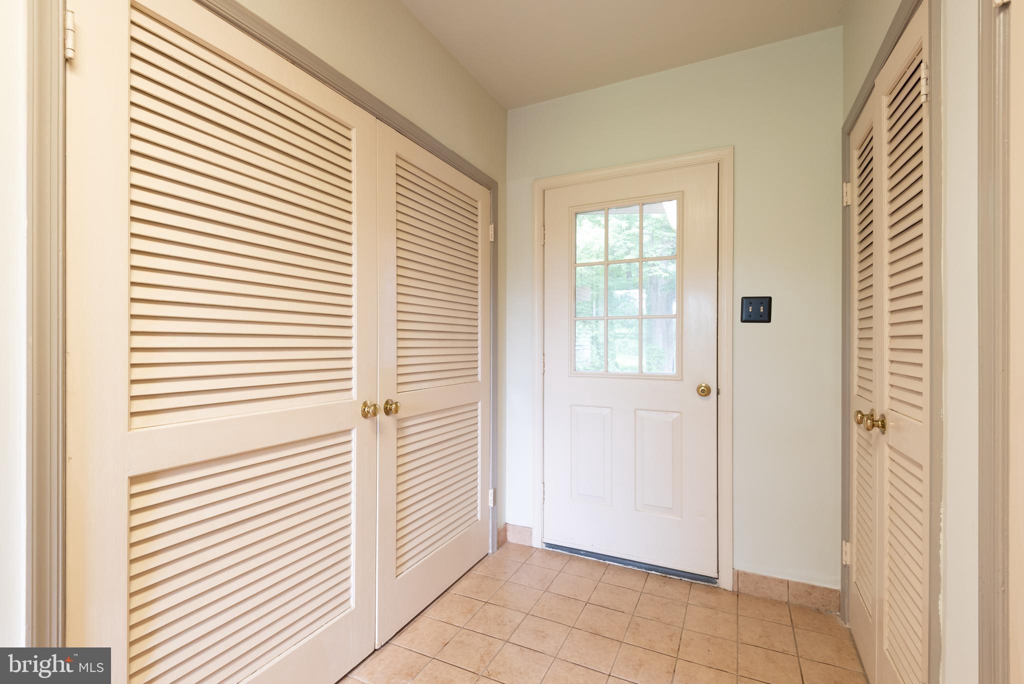 BARNESVILLE OUTSIDE - Residential