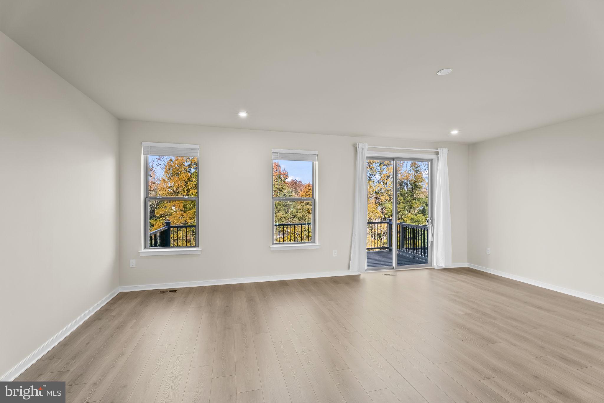 THE TOWNS AT BEULAH - Residential Lease