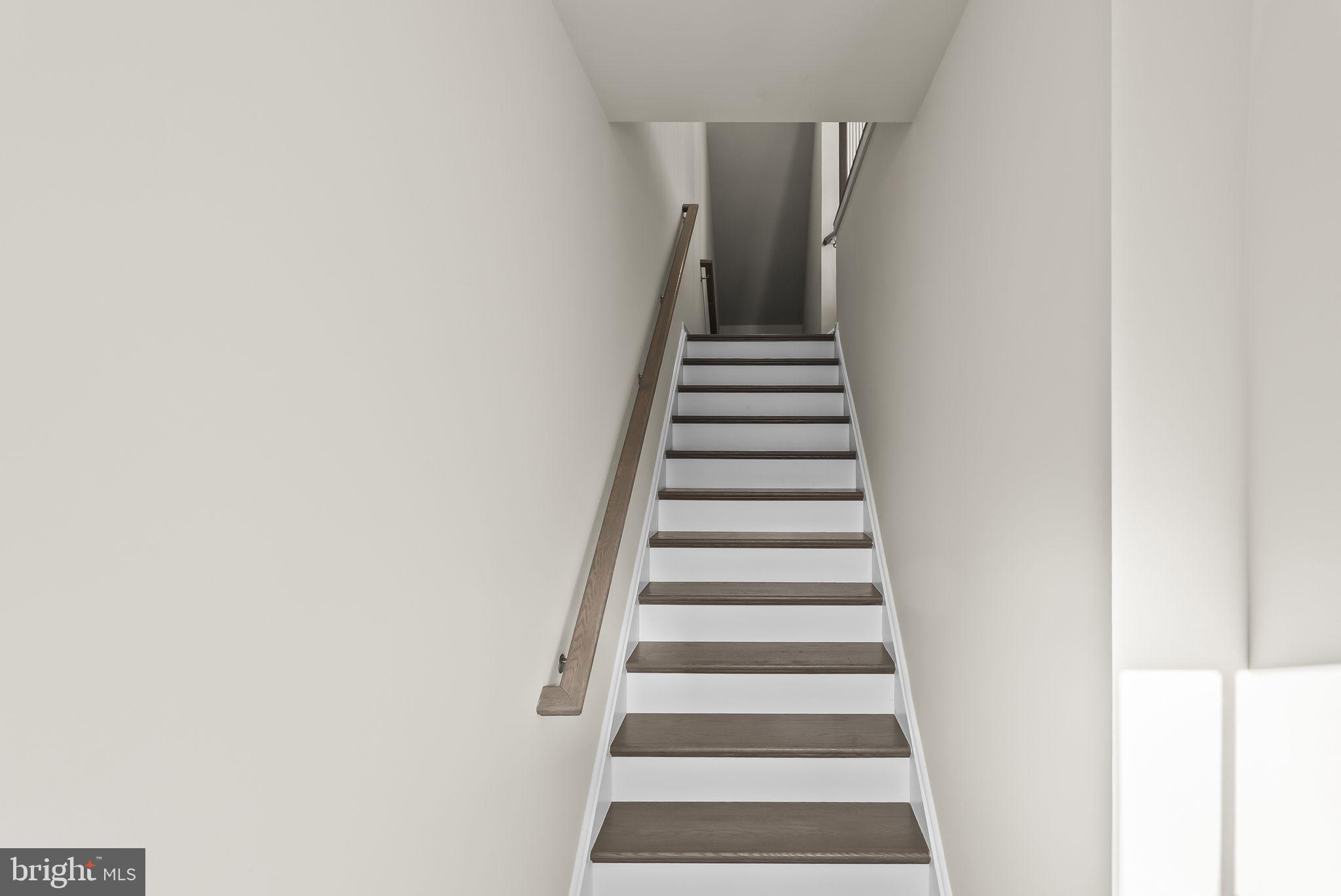 THE TOWNS AT BEULAH - Residential Lease