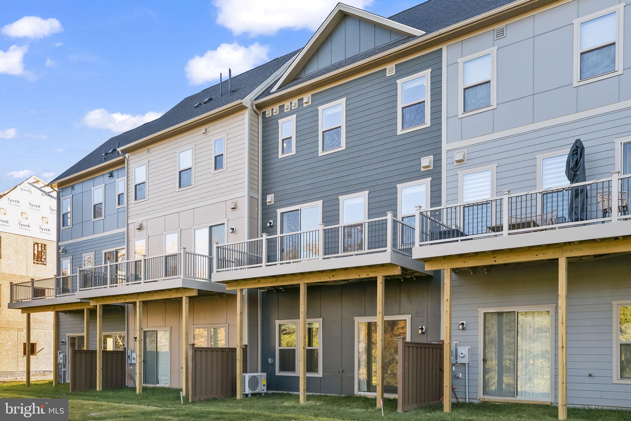 THE TOWNS AT BEULAH - Residential Lease