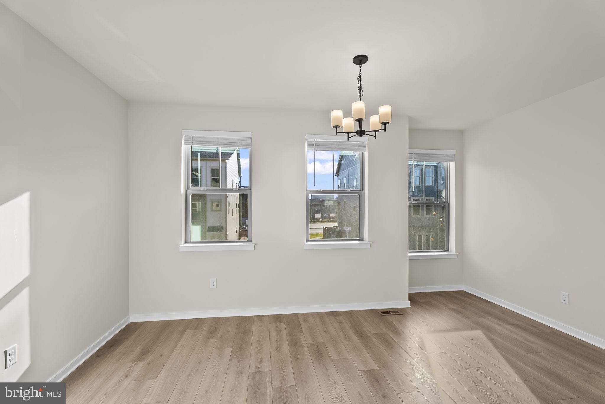 THE TOWNS AT BEULAH - Residential Lease