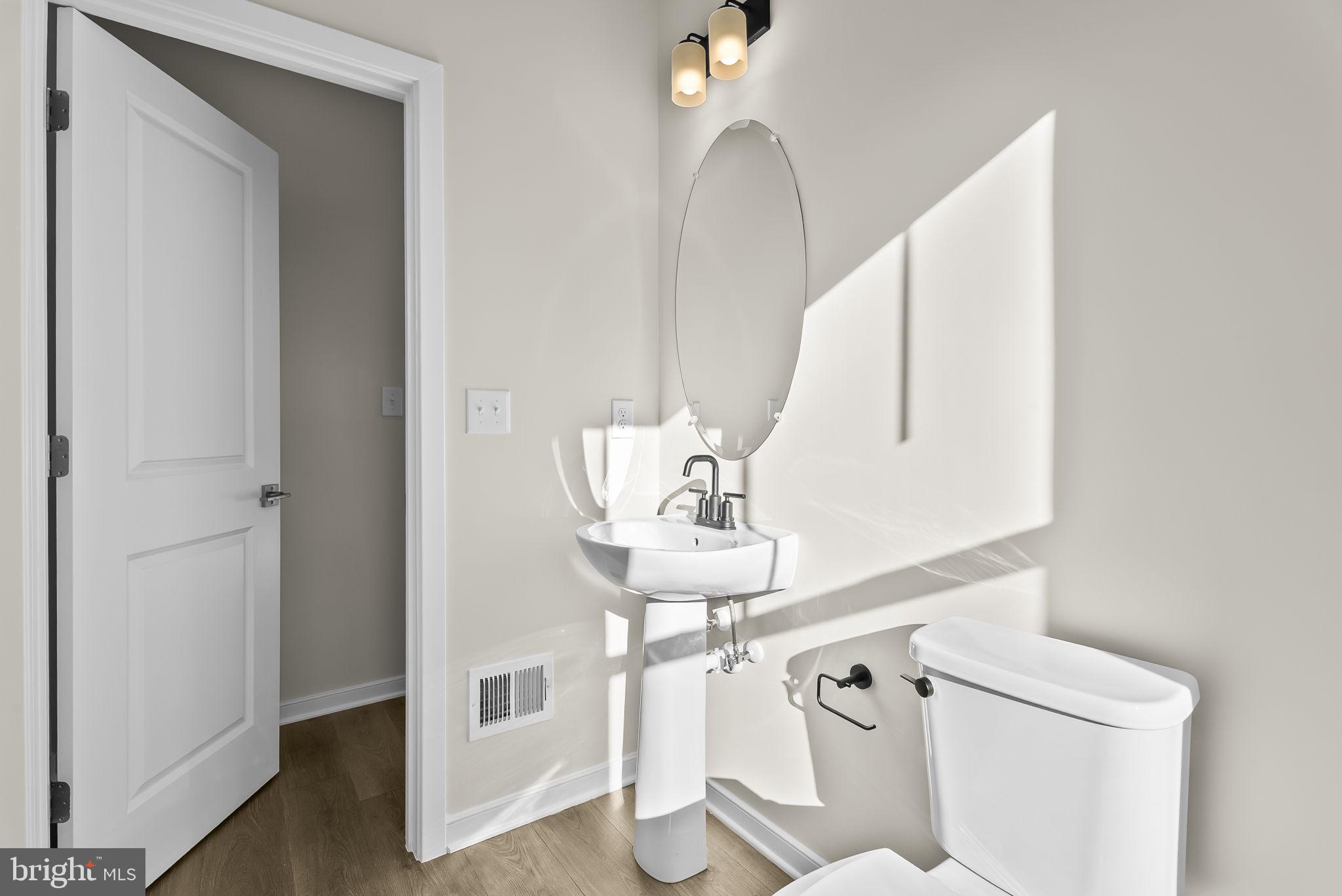 THE TOWNS AT BEULAH - Residential Lease