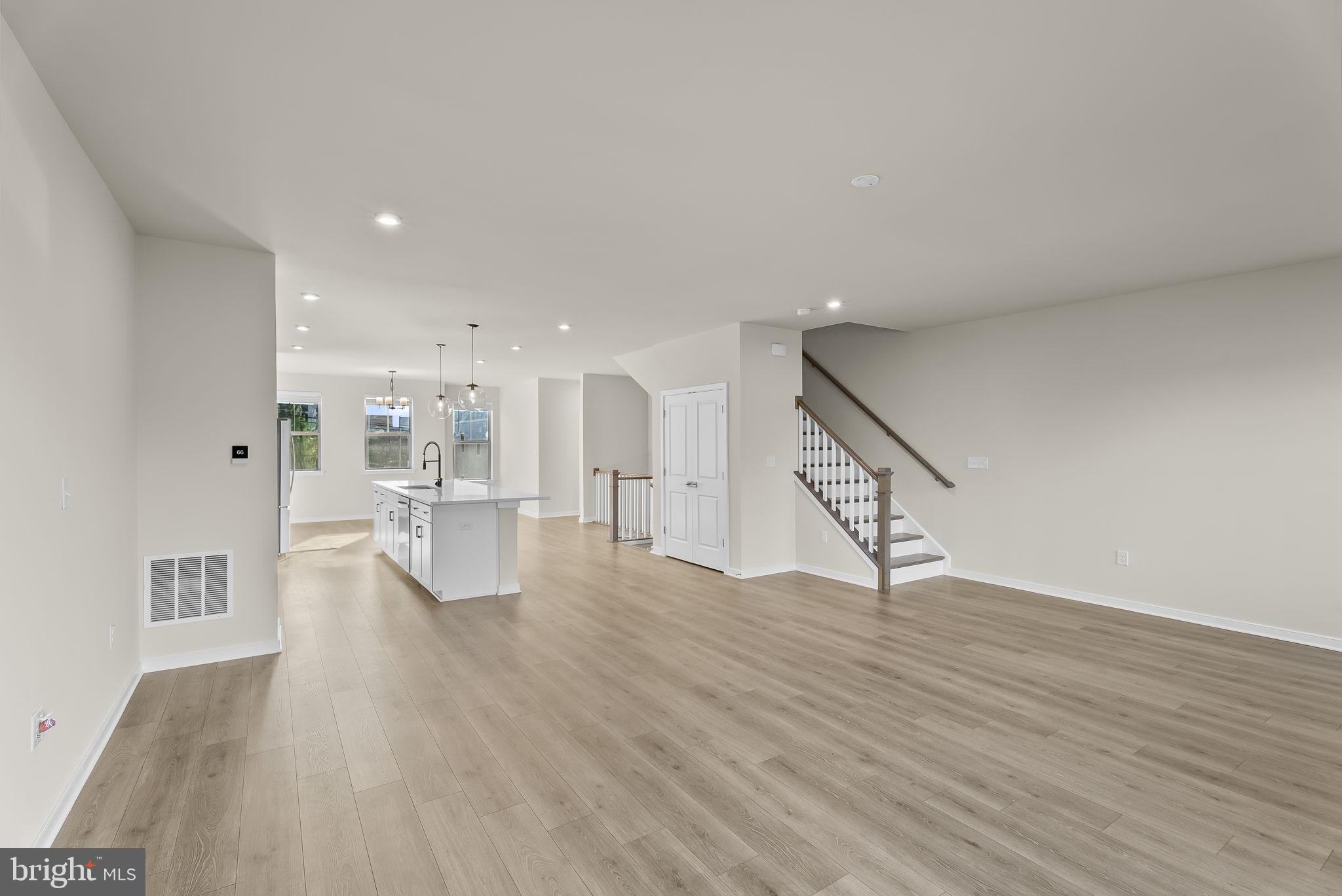 THE TOWNS AT BEULAH - Residential Lease