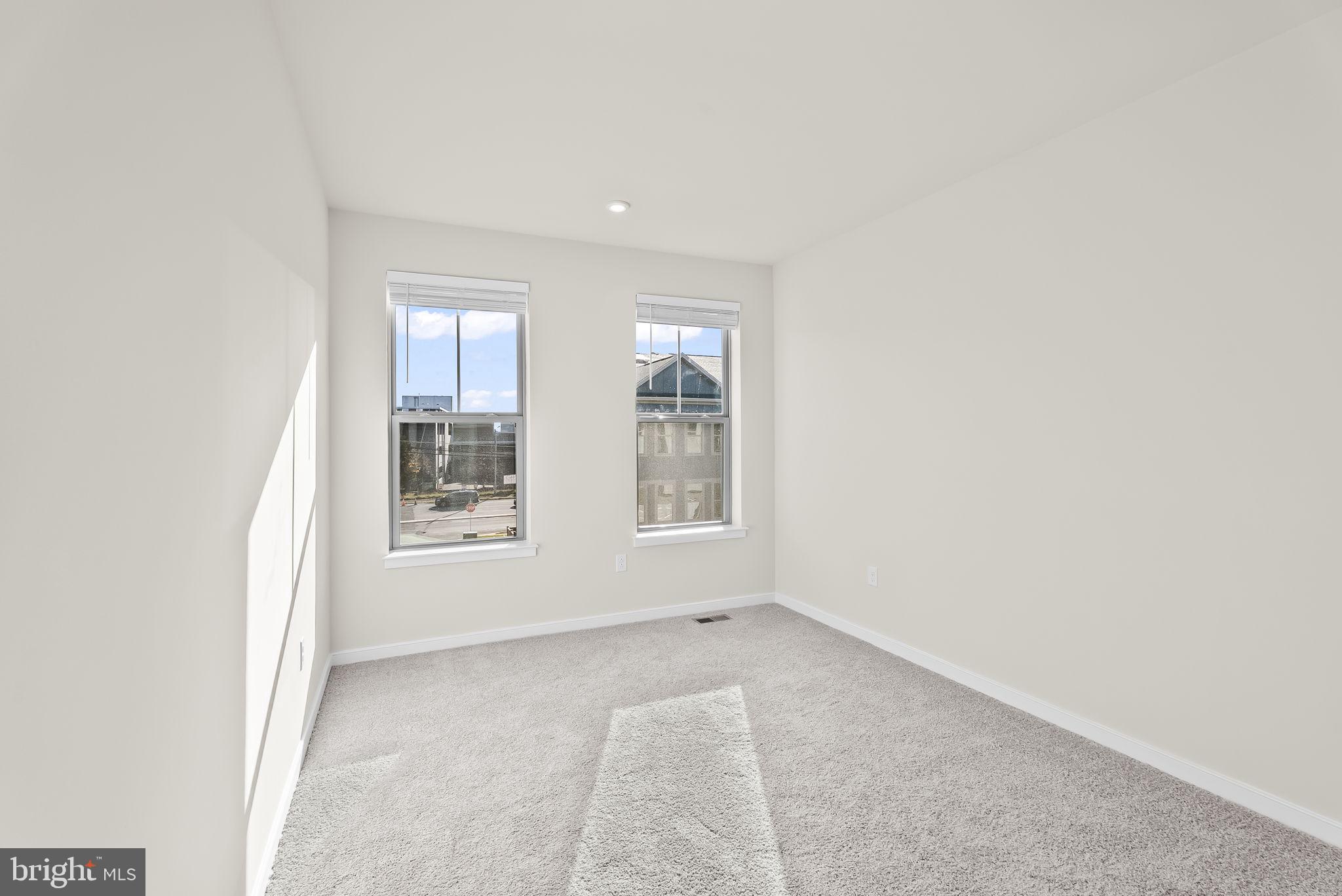 THE TOWNS AT BEULAH - Residential Lease