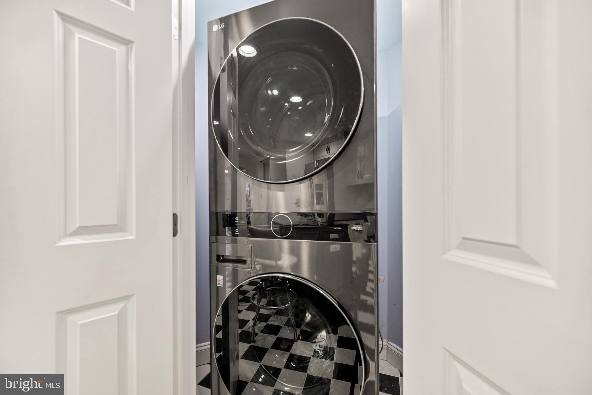 PARKER GRAY - Residential