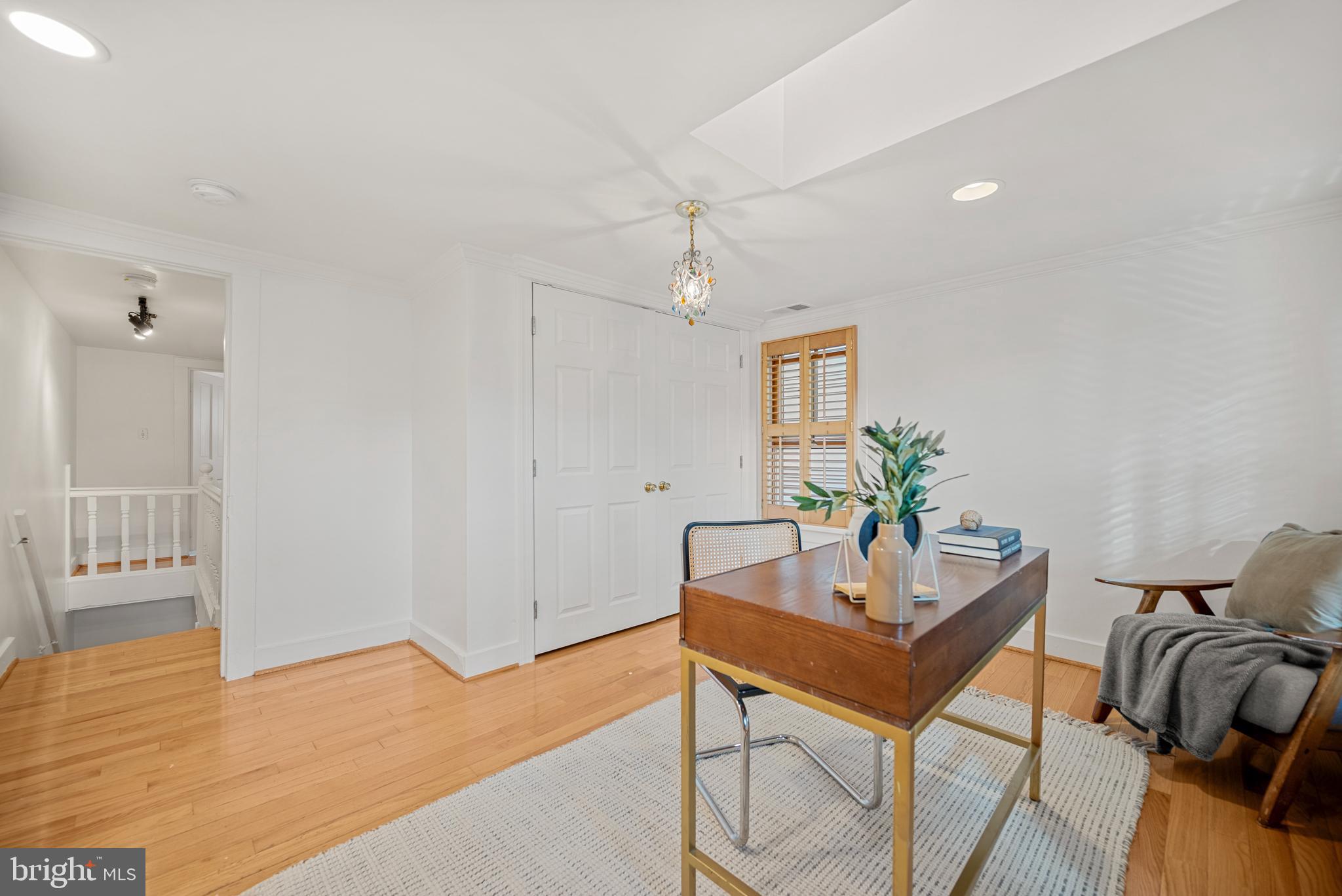 PARKER GRAY - Residential