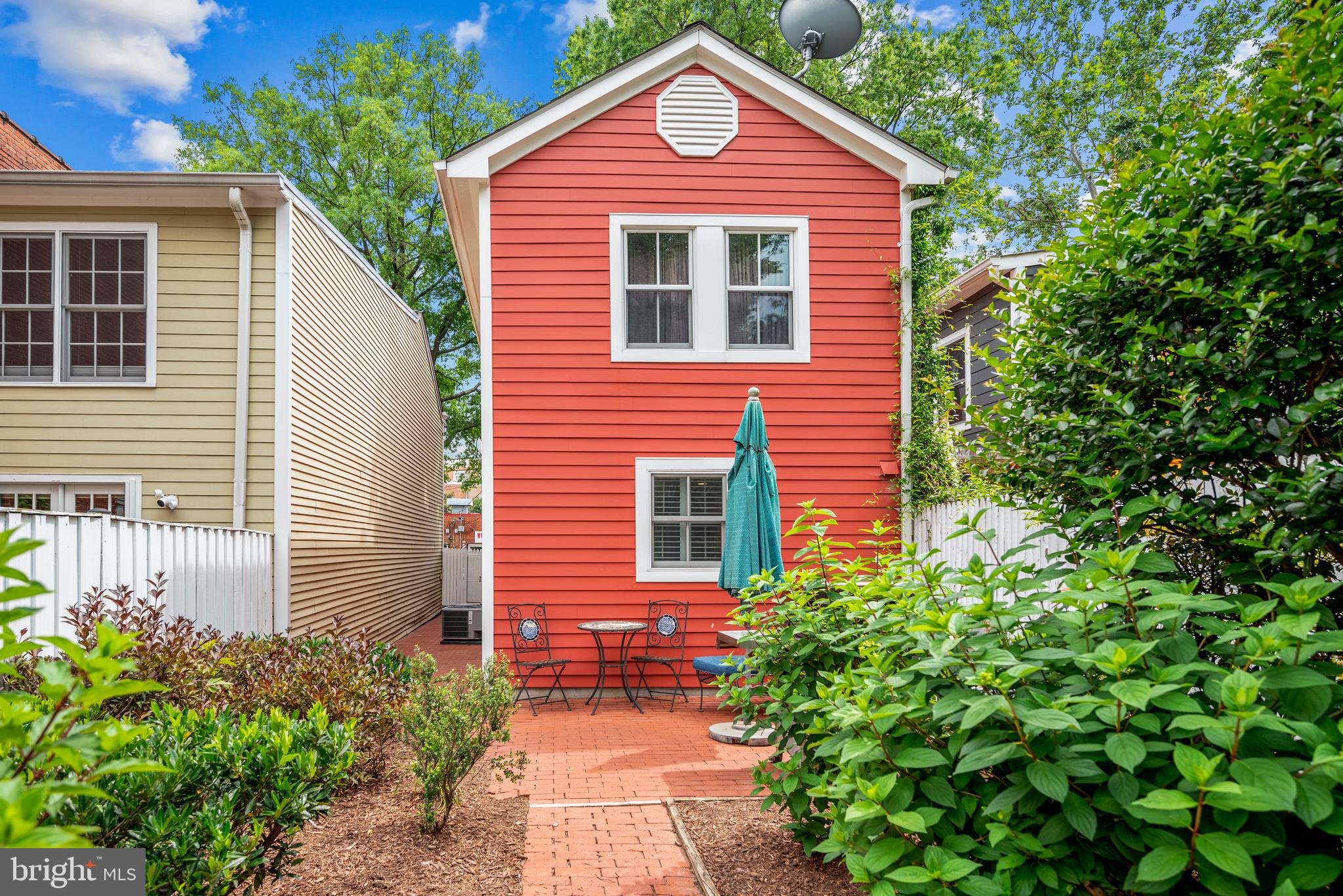 PARKER GRAY - Residential