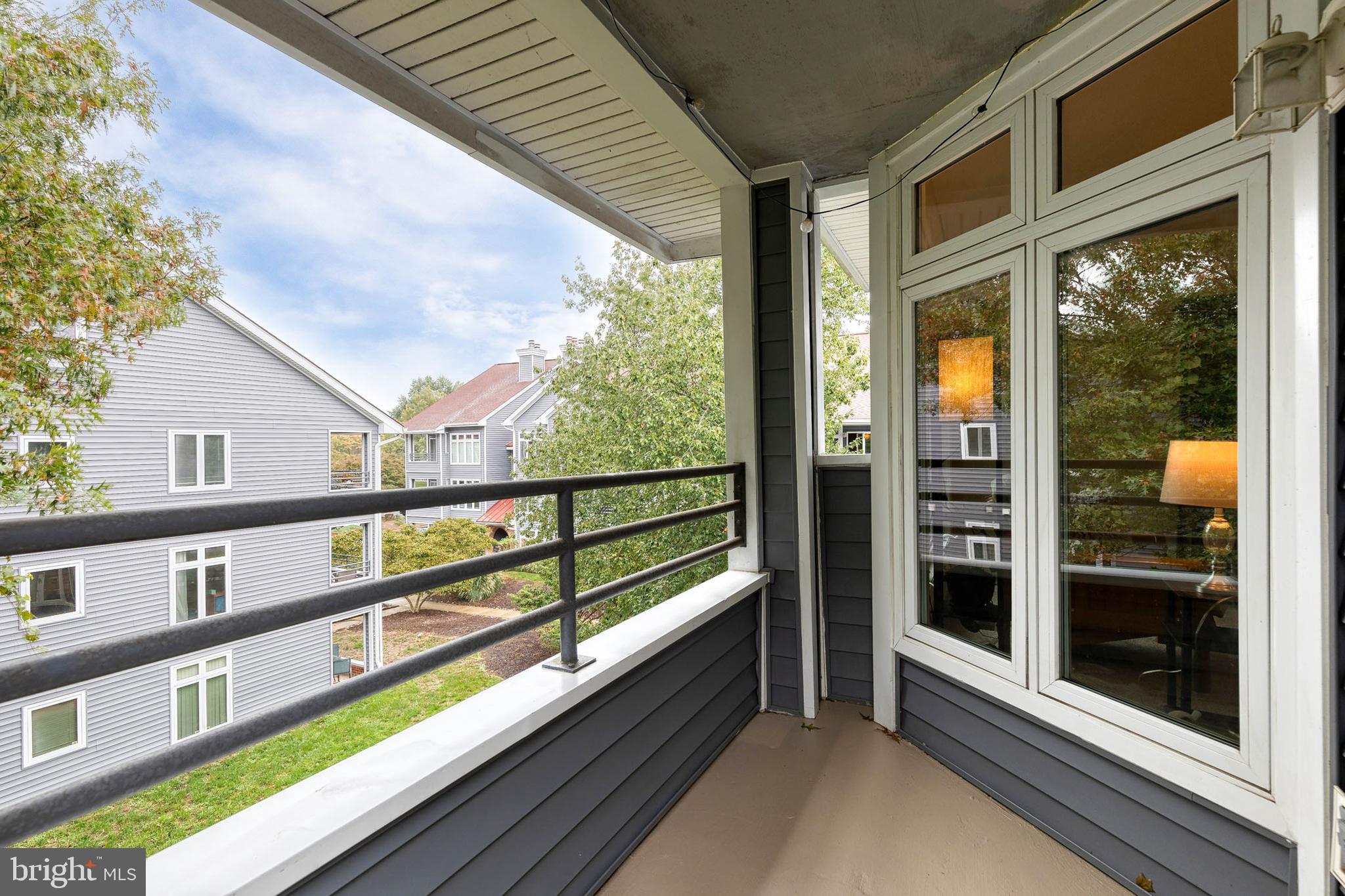 LAKE HERON CONDO - Residential