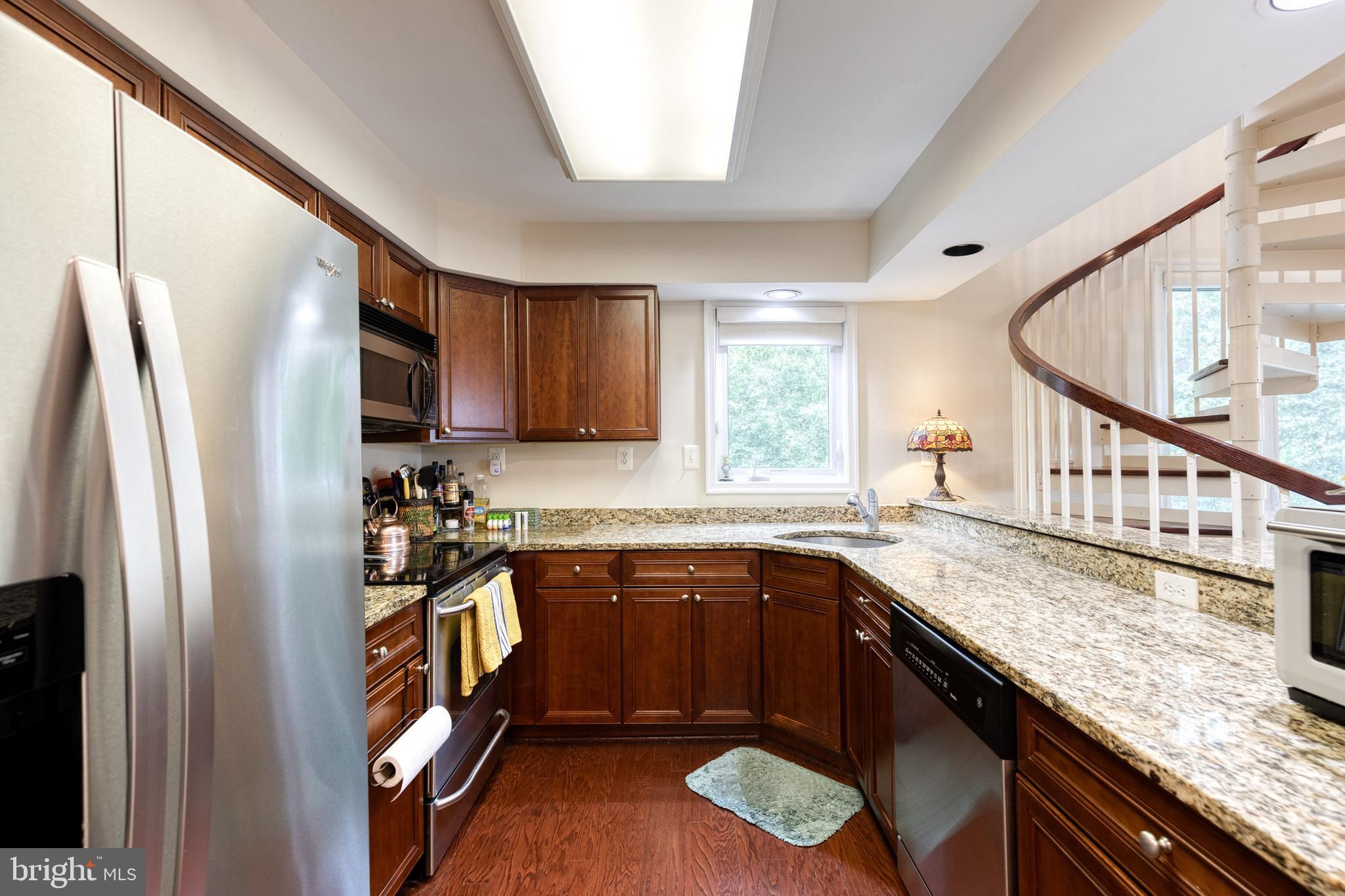 LAKE HERON CONDO - Residential