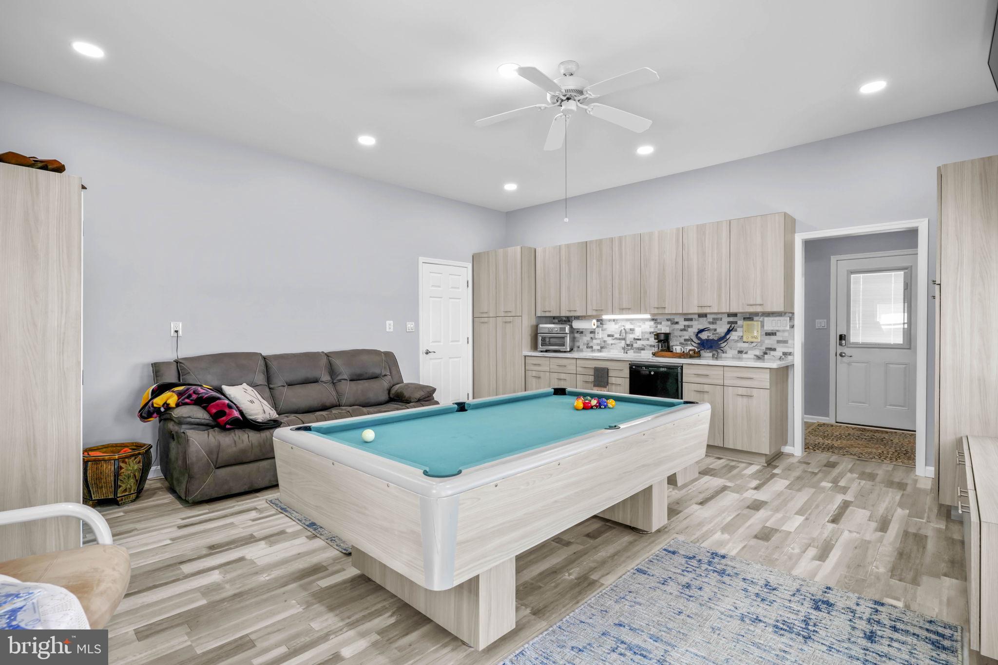 ROCK POINT SUBDIVISION - Residential