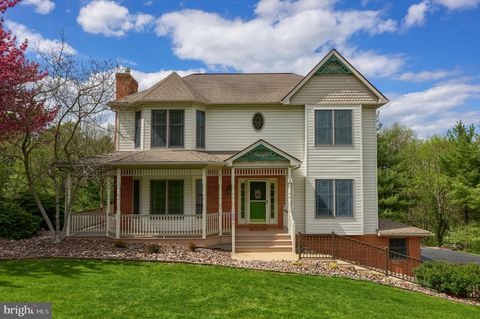 Photo of 848 NORTHVIEW DR, GAP, PA 17527 (MLS # PALA2033584)