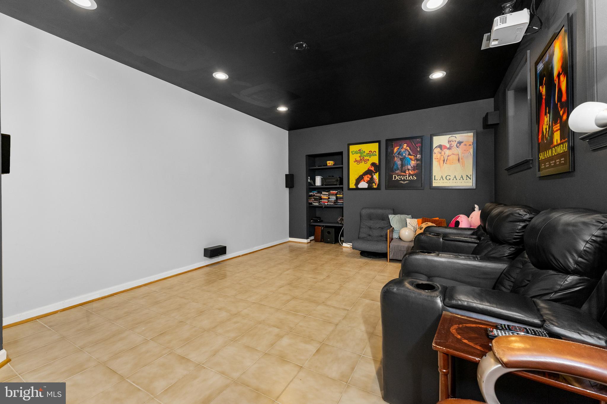 MCLEAN HUNDRED - Residential Lease