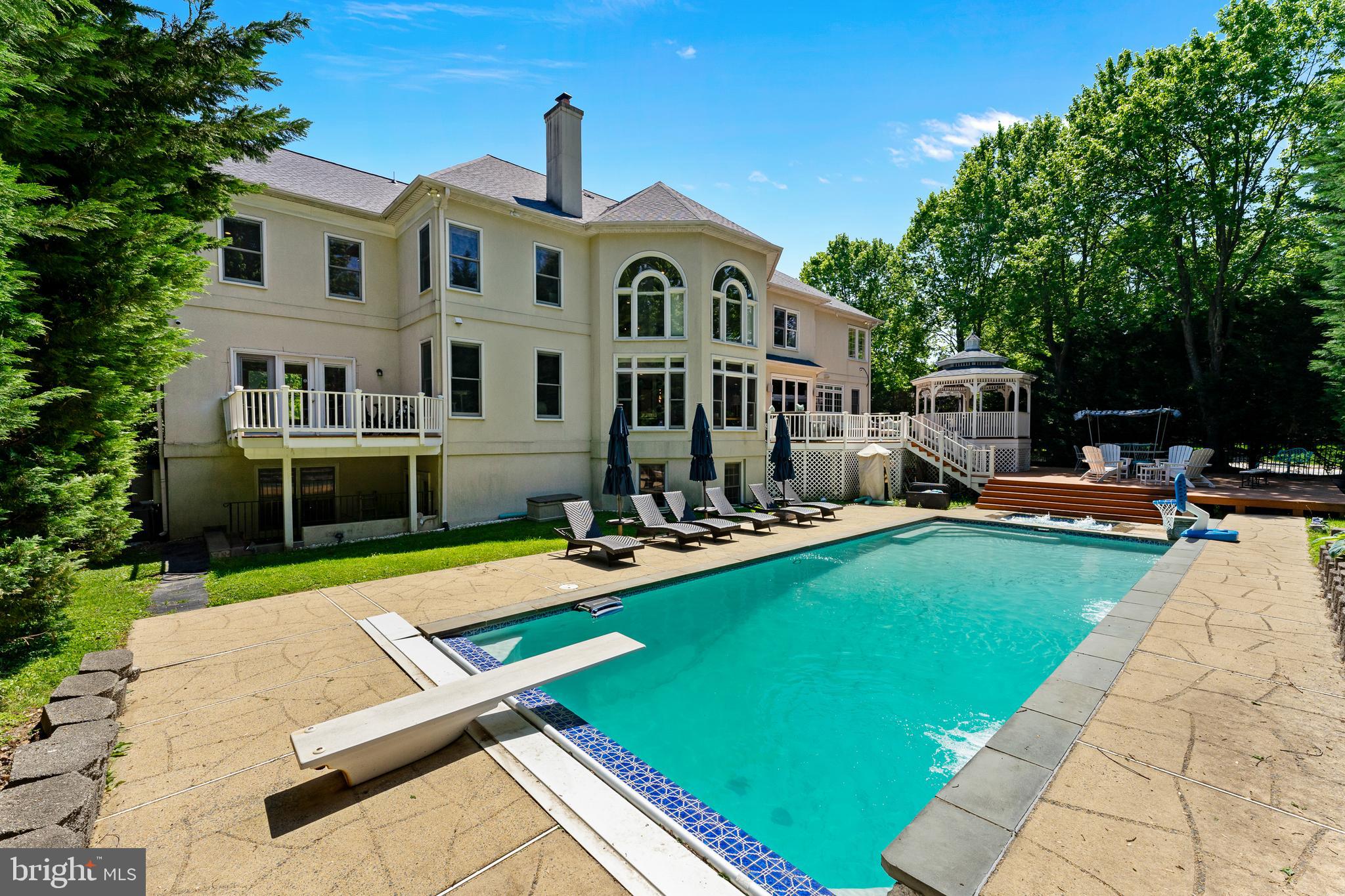 MCLEAN HUNDRED - Residential Lease