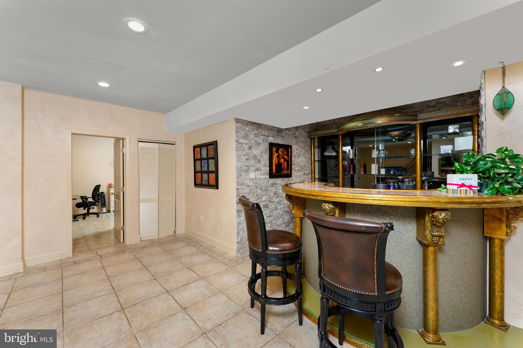 MCLEAN HUNDRED - Residential Lease