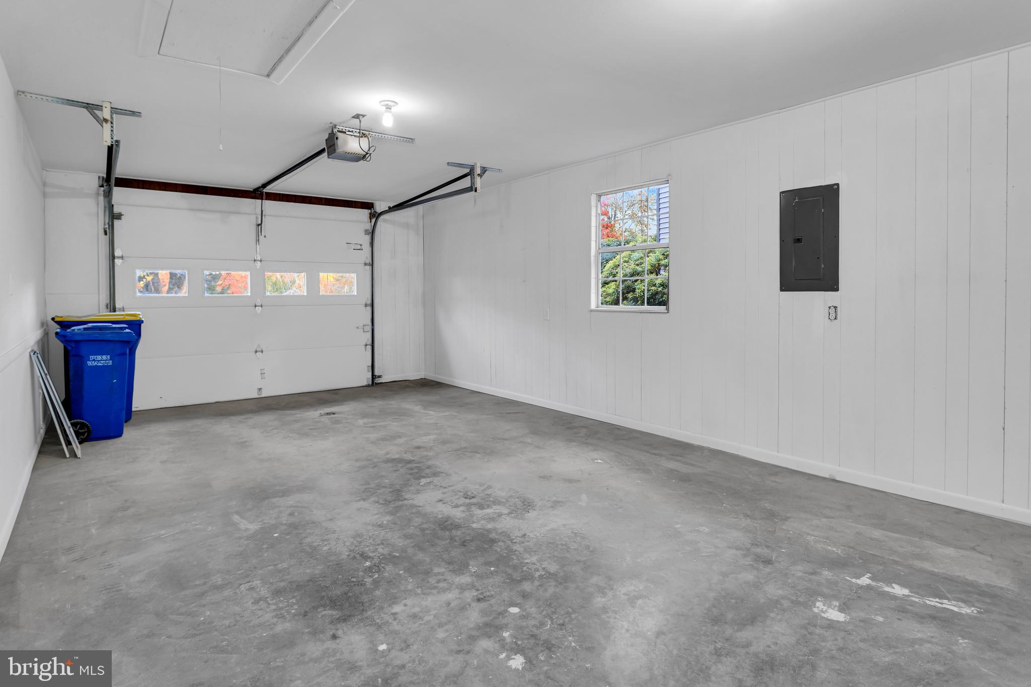 CHAMBERS HILL - Residential