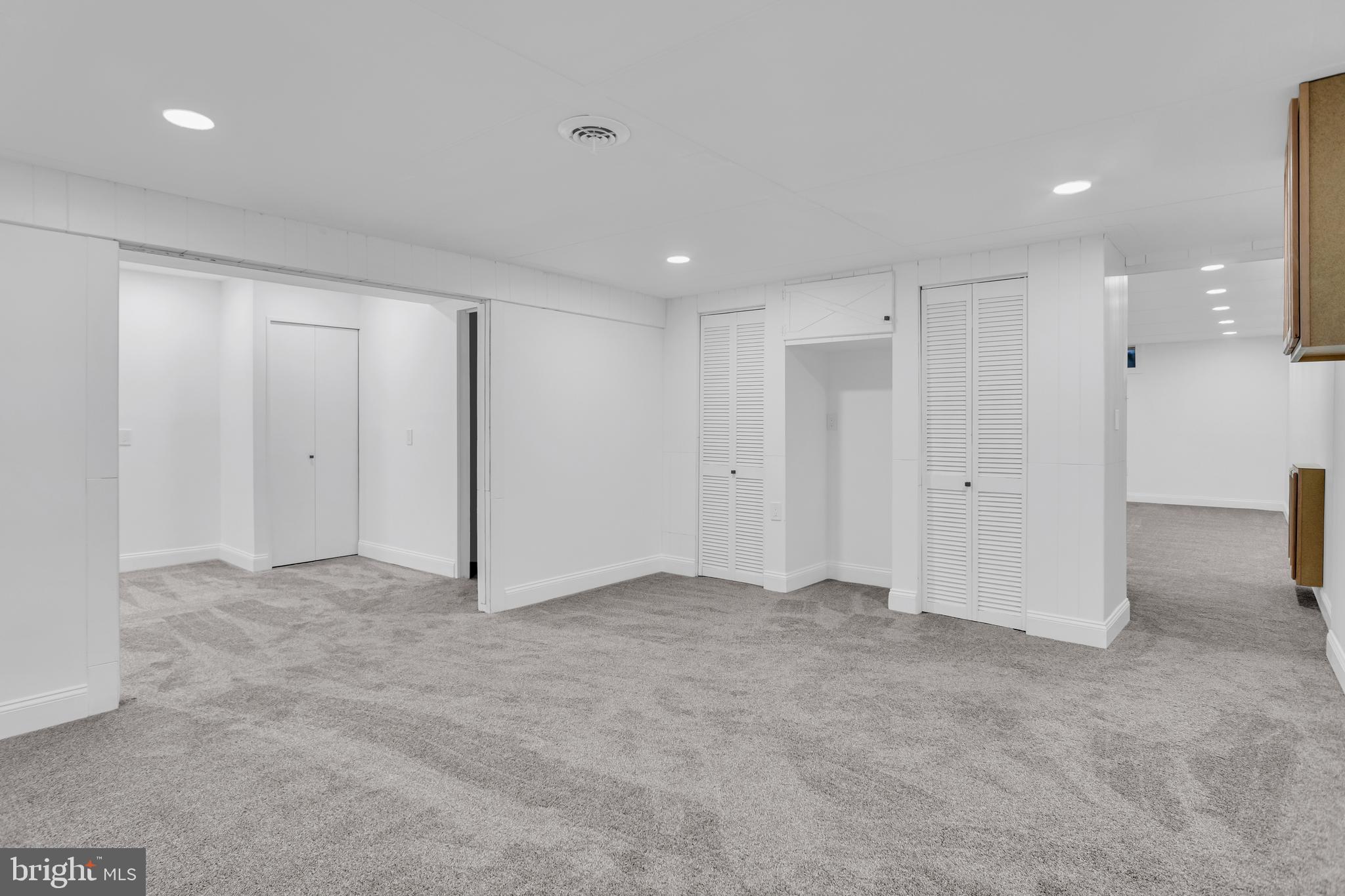 CHAMBERS HILL - Residential